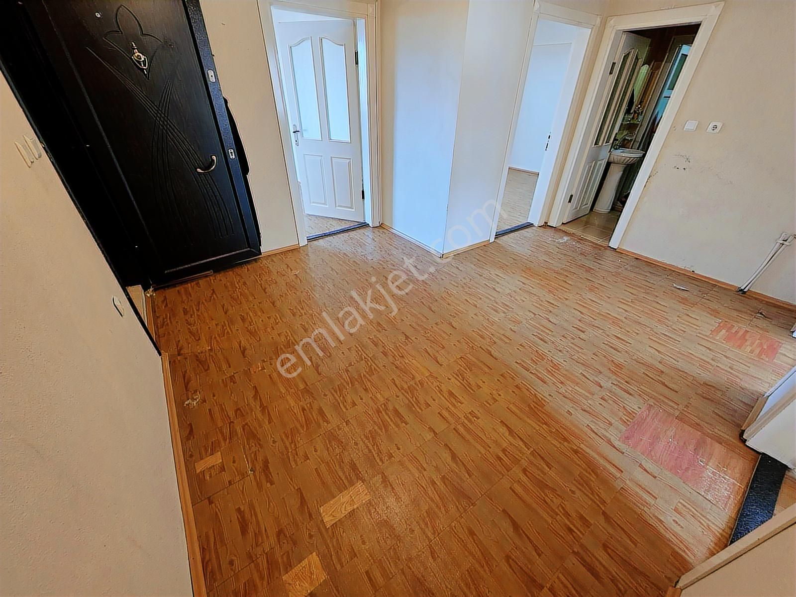 Çınarönünde Kapalı Pazara Yakın Ara Kat 2+1 Geniş Daire - Görsel 9