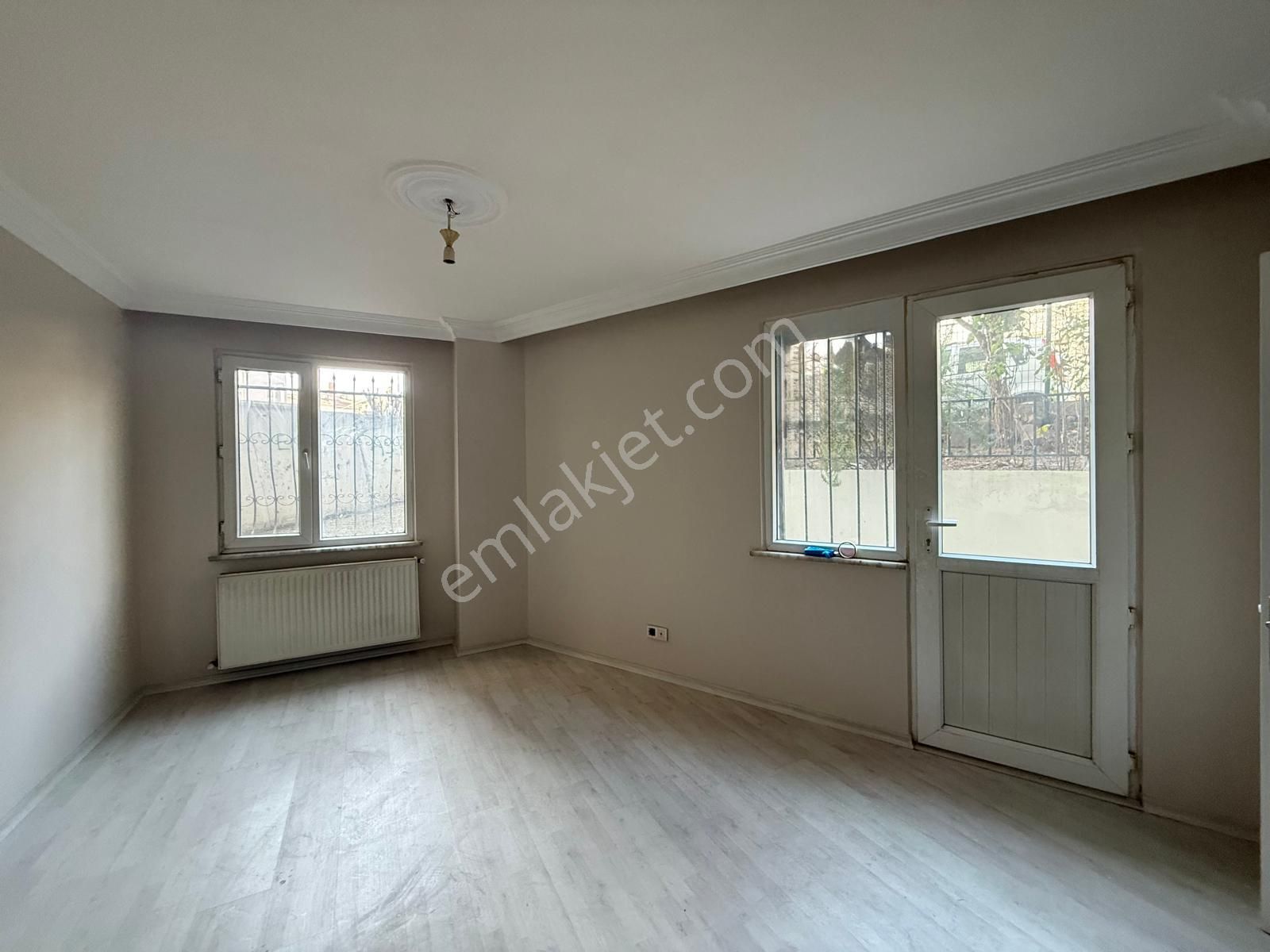 Satılık Sarıgazi Merkezde 2+1 Bahçe Kullanımlı 70m2 Daire - Görsel 10