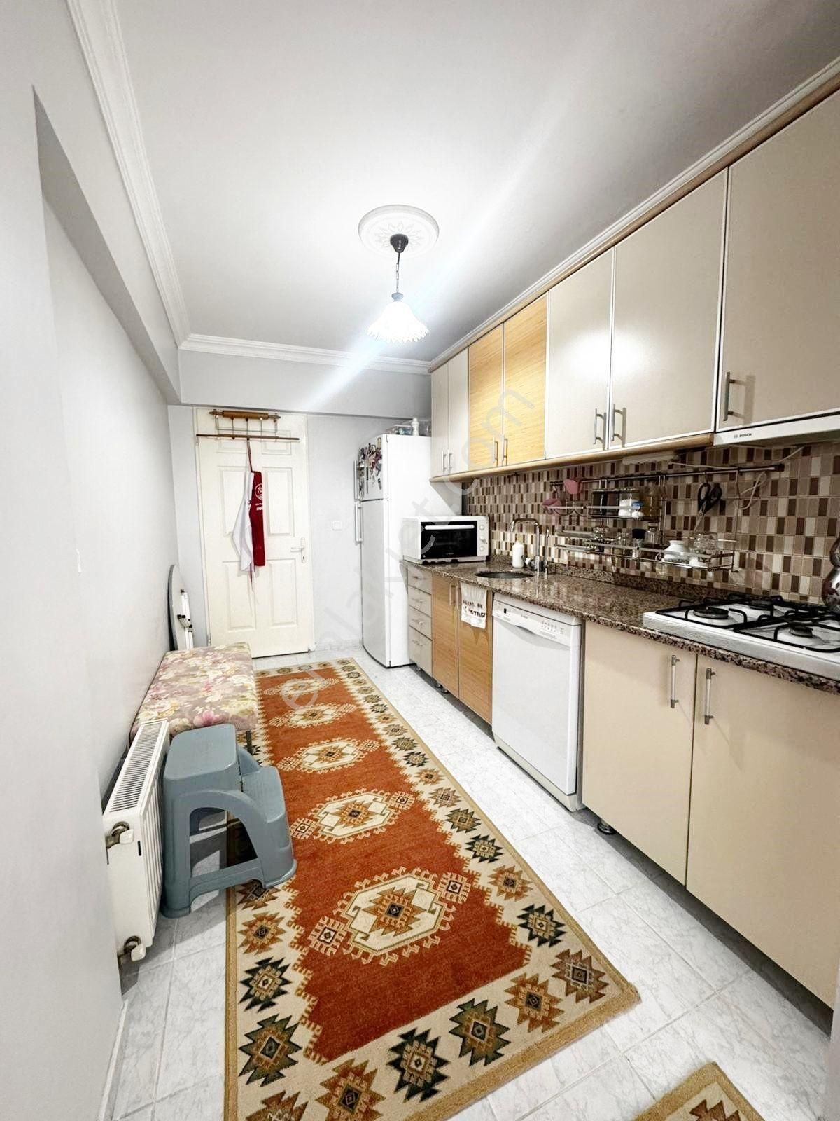 Metrobüse Yakın 150m2 Güvenlikli Site İçinde 3+1 Satılık Daire - Görsel 17