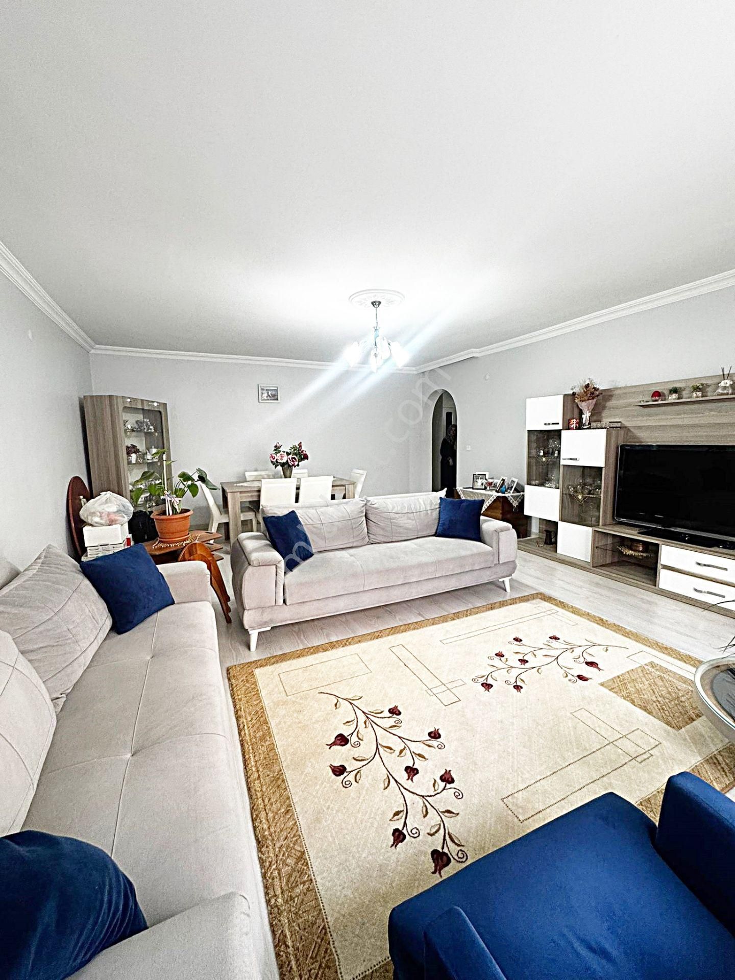 Metrobüse Yakın 150m2 Güvenlikli Site İçinde 3+1 Satılık Daire - Görsel 28