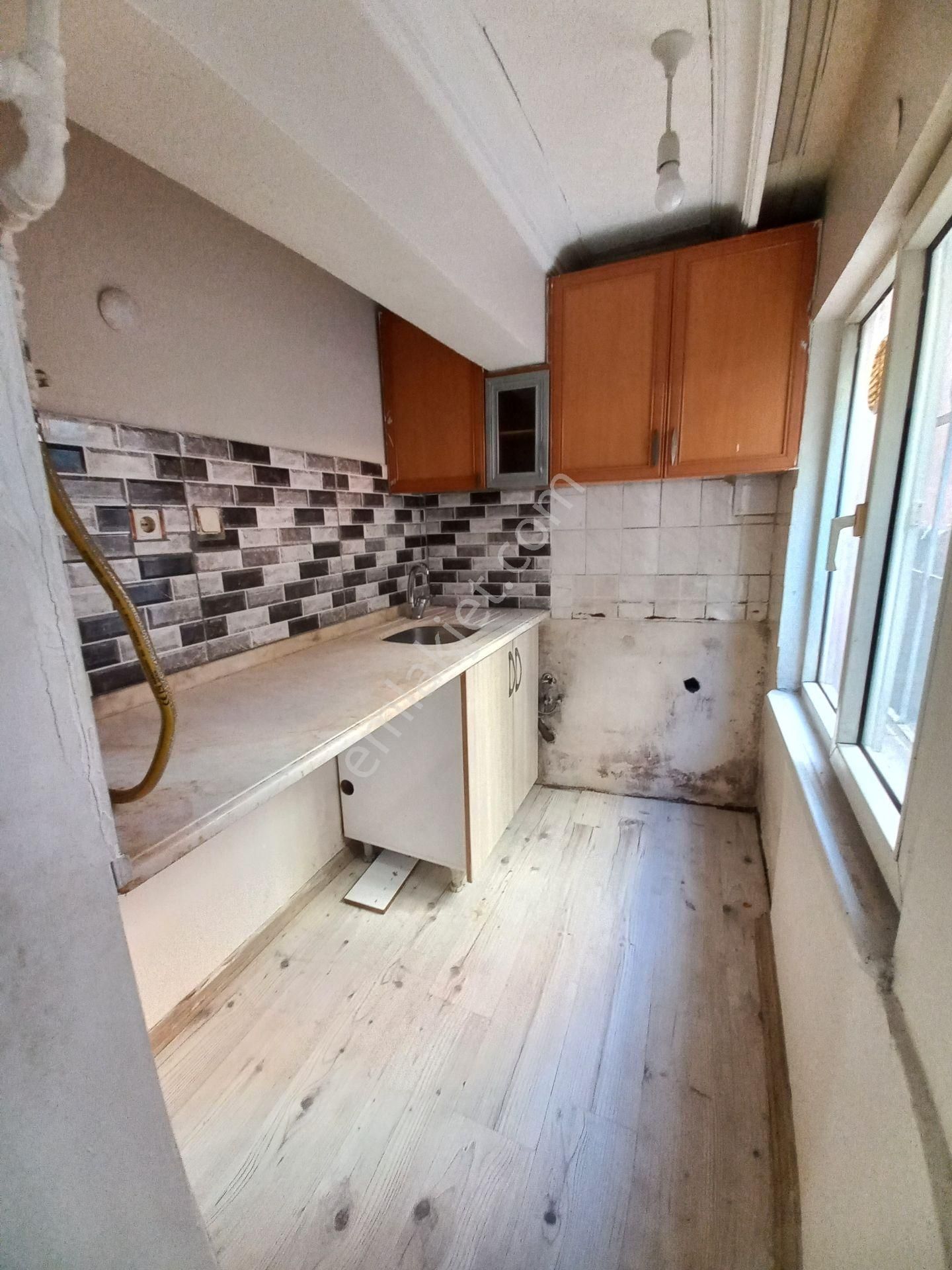 Şeref Emlak Satılık Daire 1.500.000 Tl - Görsel 3