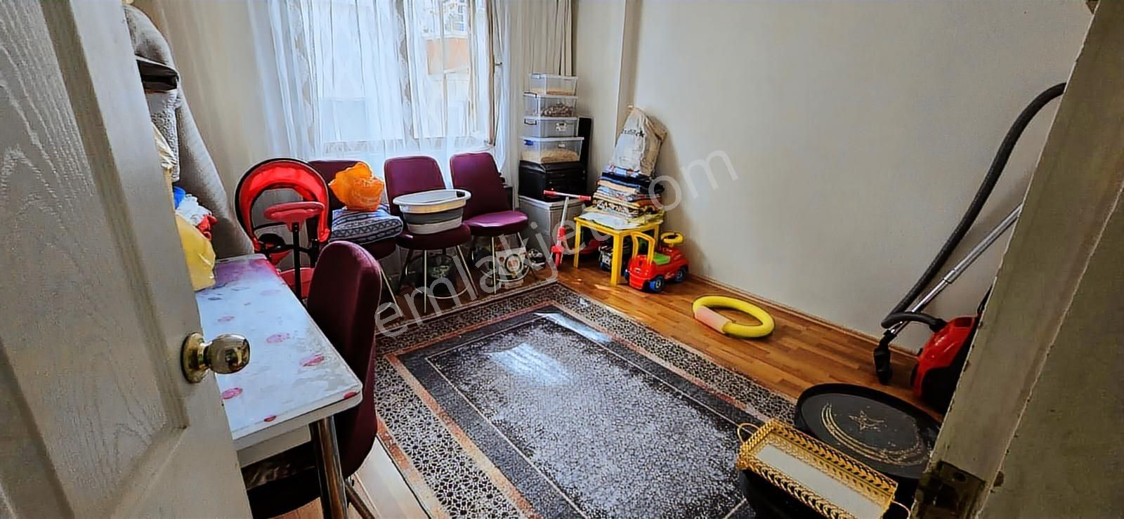 Merkez Emlak 3+1 Kat 2 Ön Cephe Bağımsız 120 M2 Pazar'a Yakın - Görsel 8