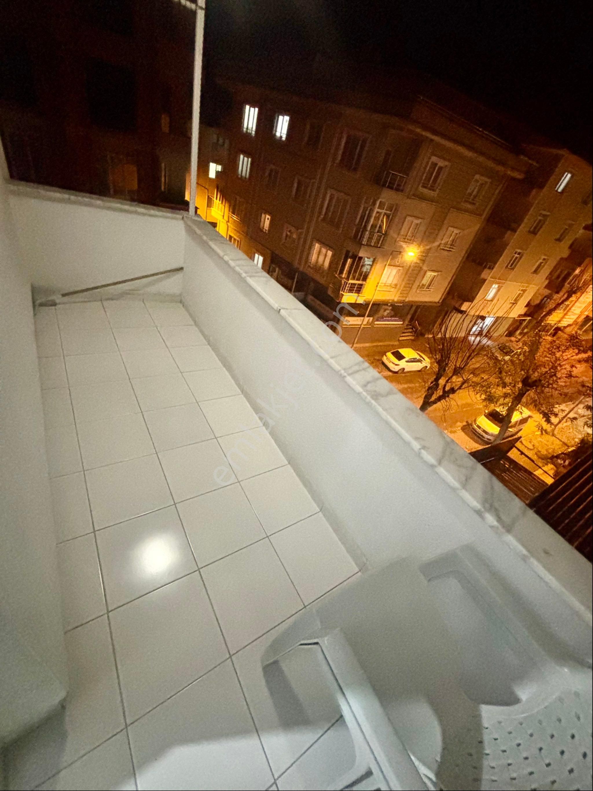 Delta’dan E-5 Cepheli 2+1 Sıfırlanmış 100m2 Satılık Ara Kat Daire - Görsel 16