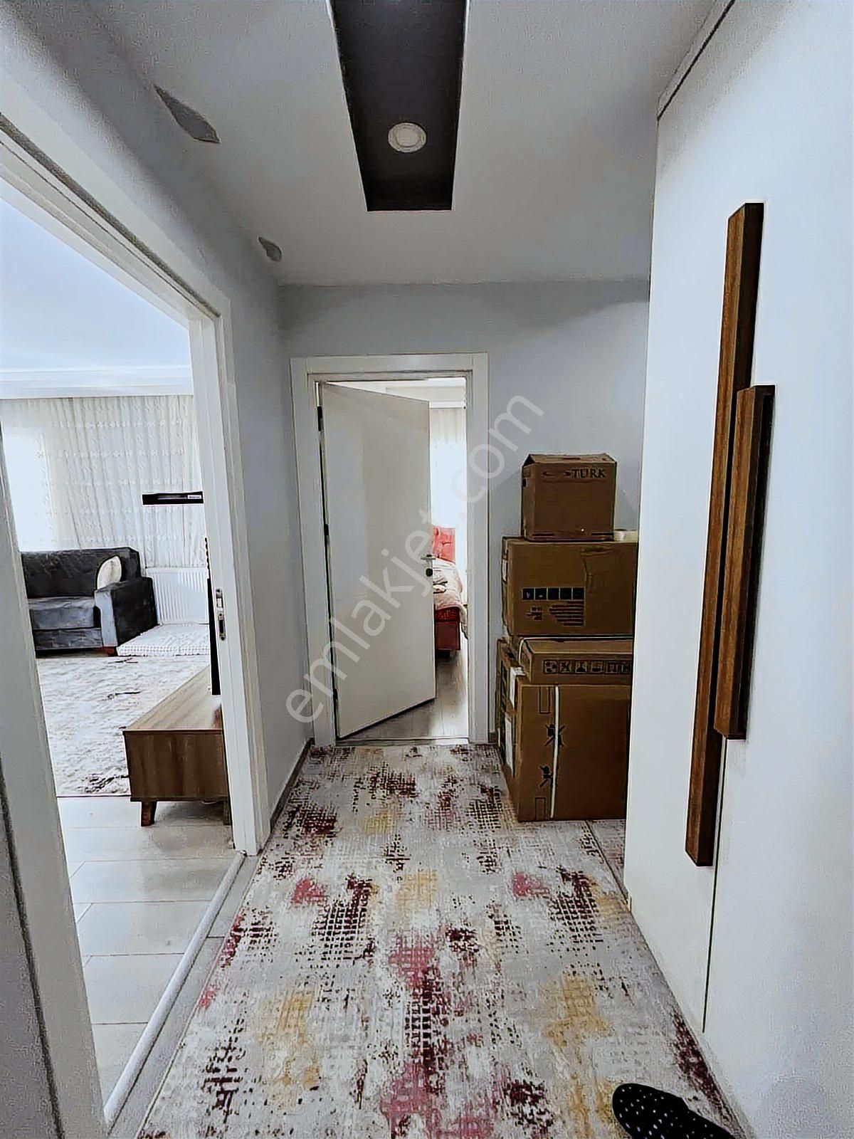 Çukurova Fırın Arkası Geniş Ebeveyn Banyolu Kombili 2+1 Daire - Görsel 25