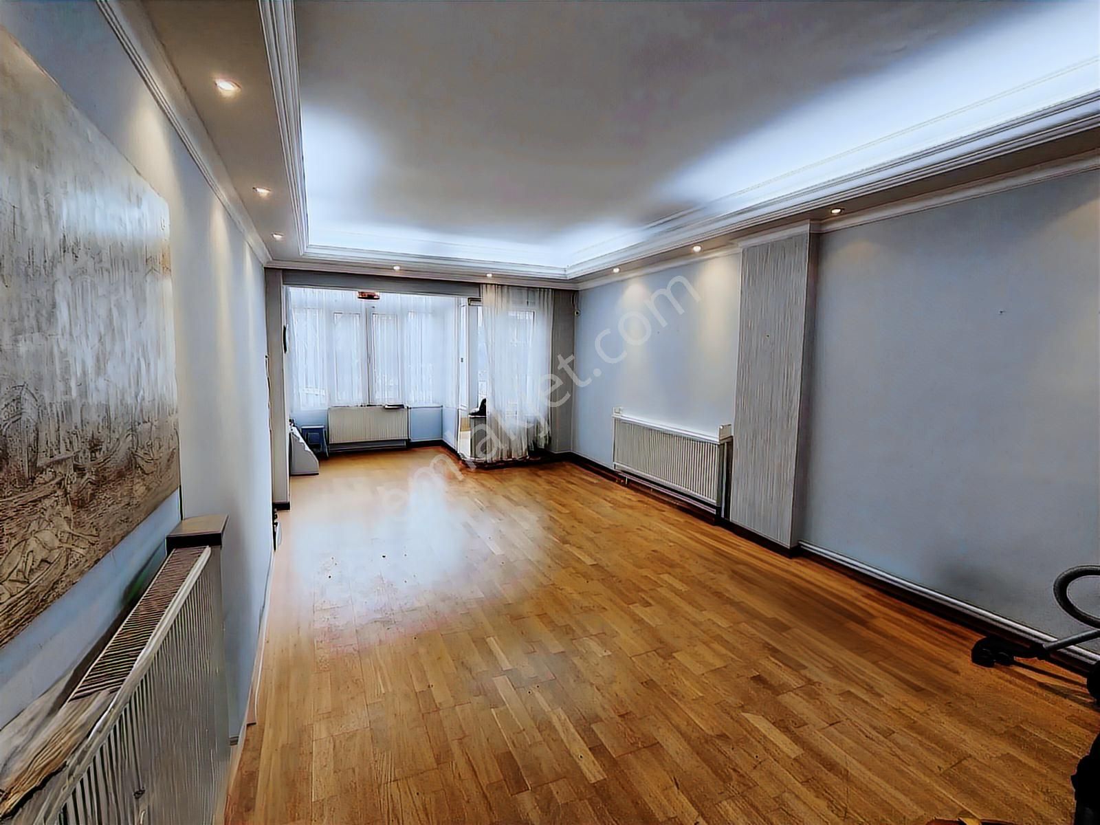 Karşıyaka Atatürk Bulvarında Kombili Bakımlı 3+1 Kiralık Daire - Görsel 4