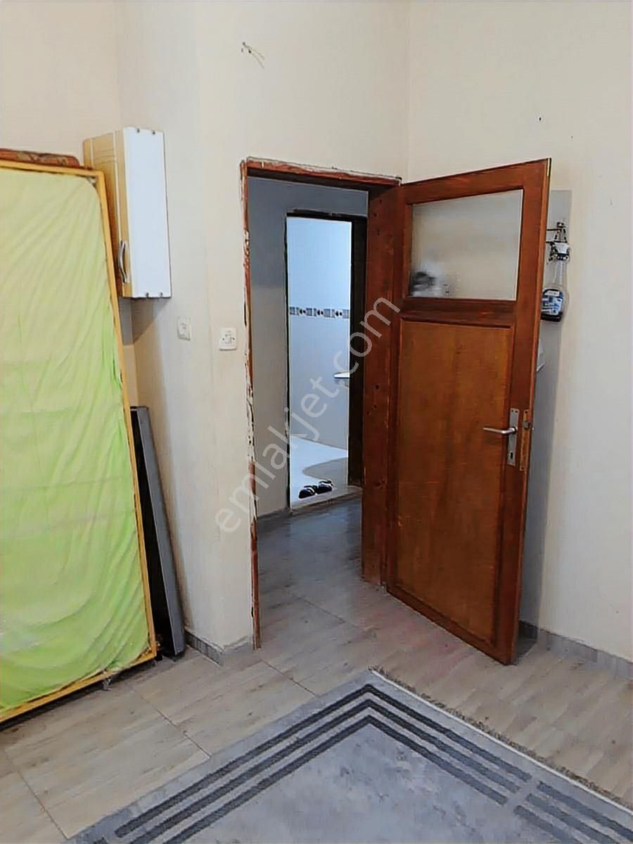 Y.beyazıt Mah. 2 Katlı D.gaz Sobalı, Köşebaşı, Müst Bahçeli Ev - Görsel 21