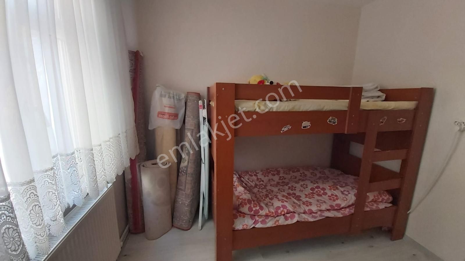 Kartal Soğanlık'ta 3+1 Salon 120 M² Temiz Masrafsız Daire - Görsel 18