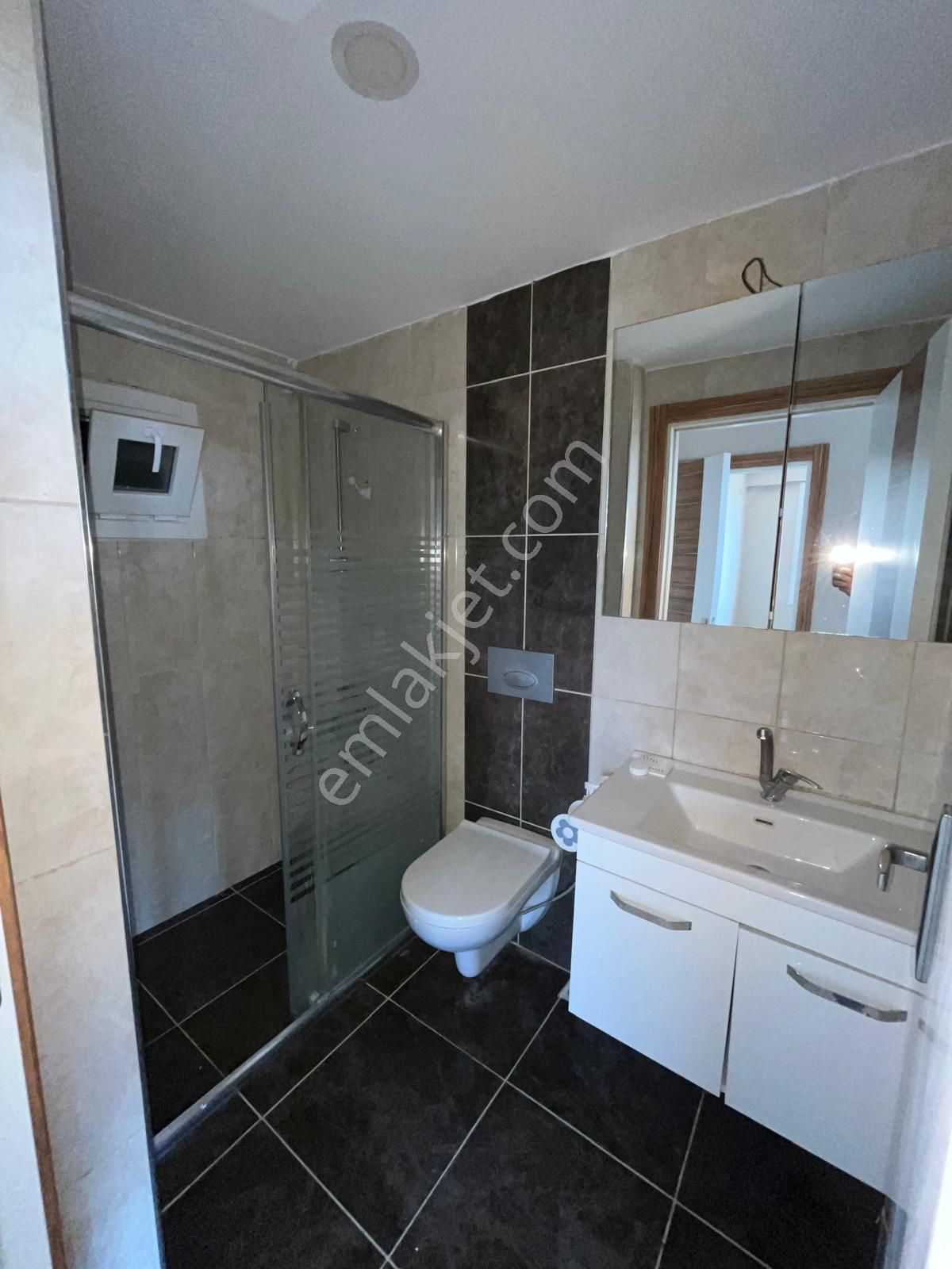 Büyükçekmece De Kiralık Daire 2+1 Havuz Ve Deniz Manzaralı Site - Görsel 8