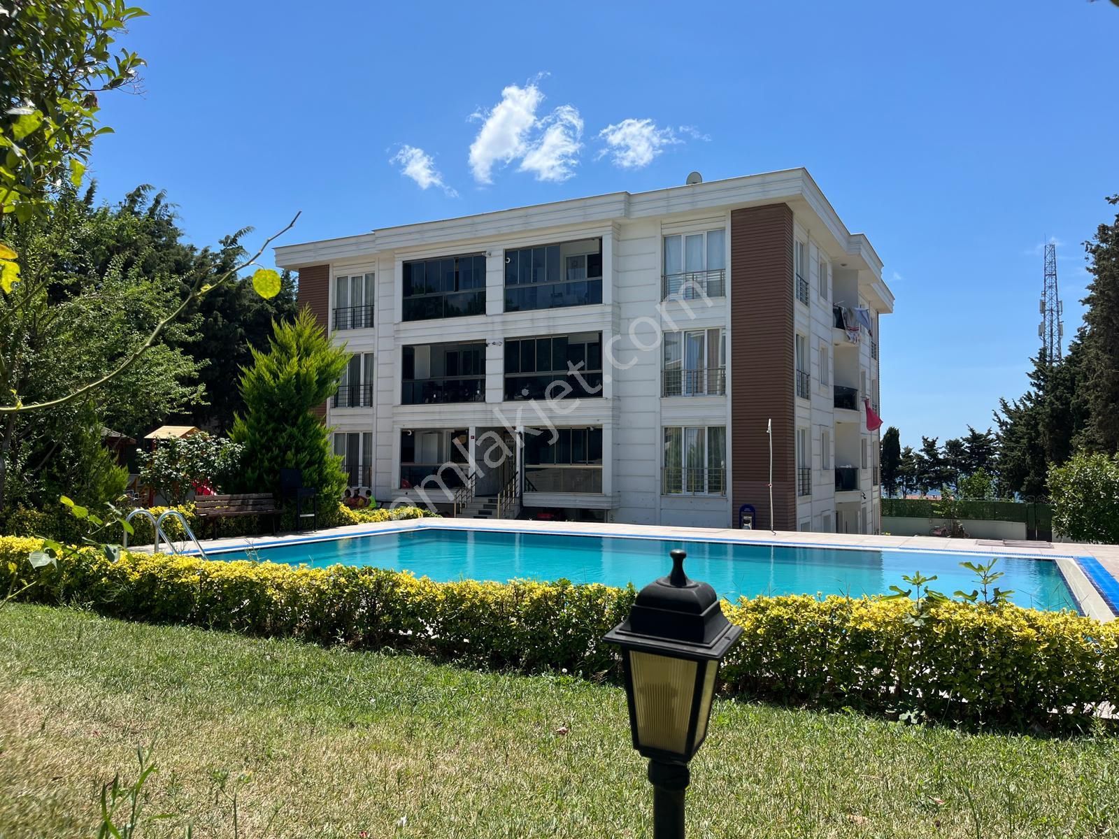 Büyükçekmece De Kiralık Daire 2+1 Havuz Ve Deniz Manzaralı Site - Görsel 19