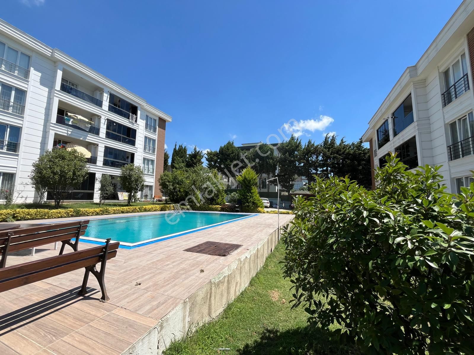 Büyükçekmece De Kiralık Daire 2+1 Havuz Ve Deniz Manzaralı Site - Görsel 21