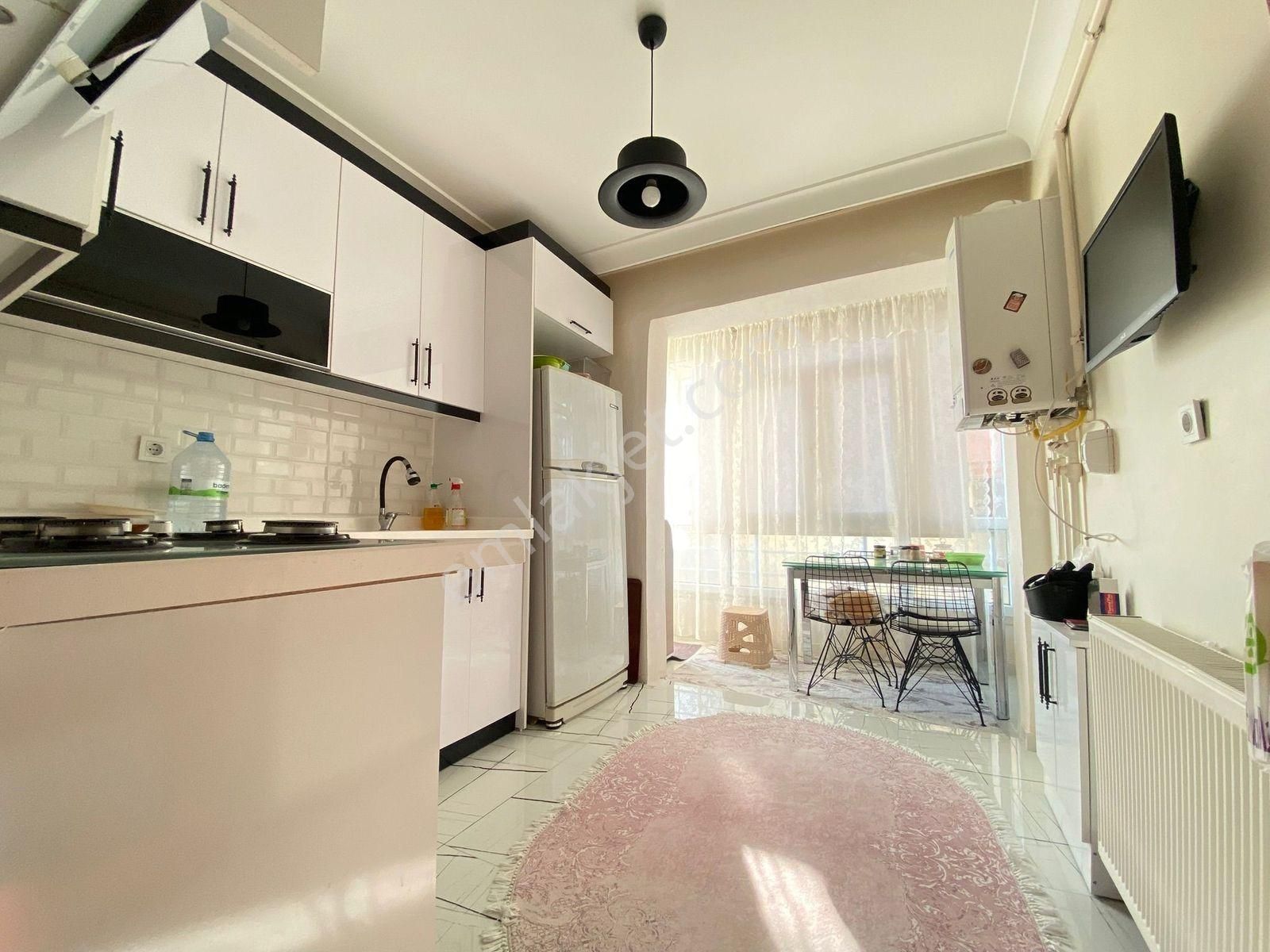 30ağustos Mah. Asansörlü Bina Ara Kat Ön Cephe 3+1 Satılık Daire - Görsel 6