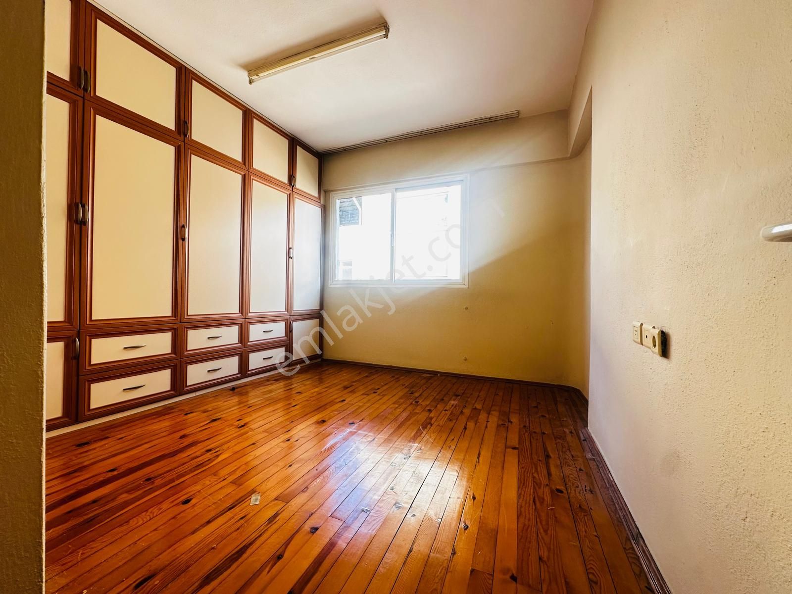 🏡 Göl-san Gayrimenkul’den 🏡 Kurtuluş Mahallesinde Geniiiiş 2+1 !!! - Görsel 9