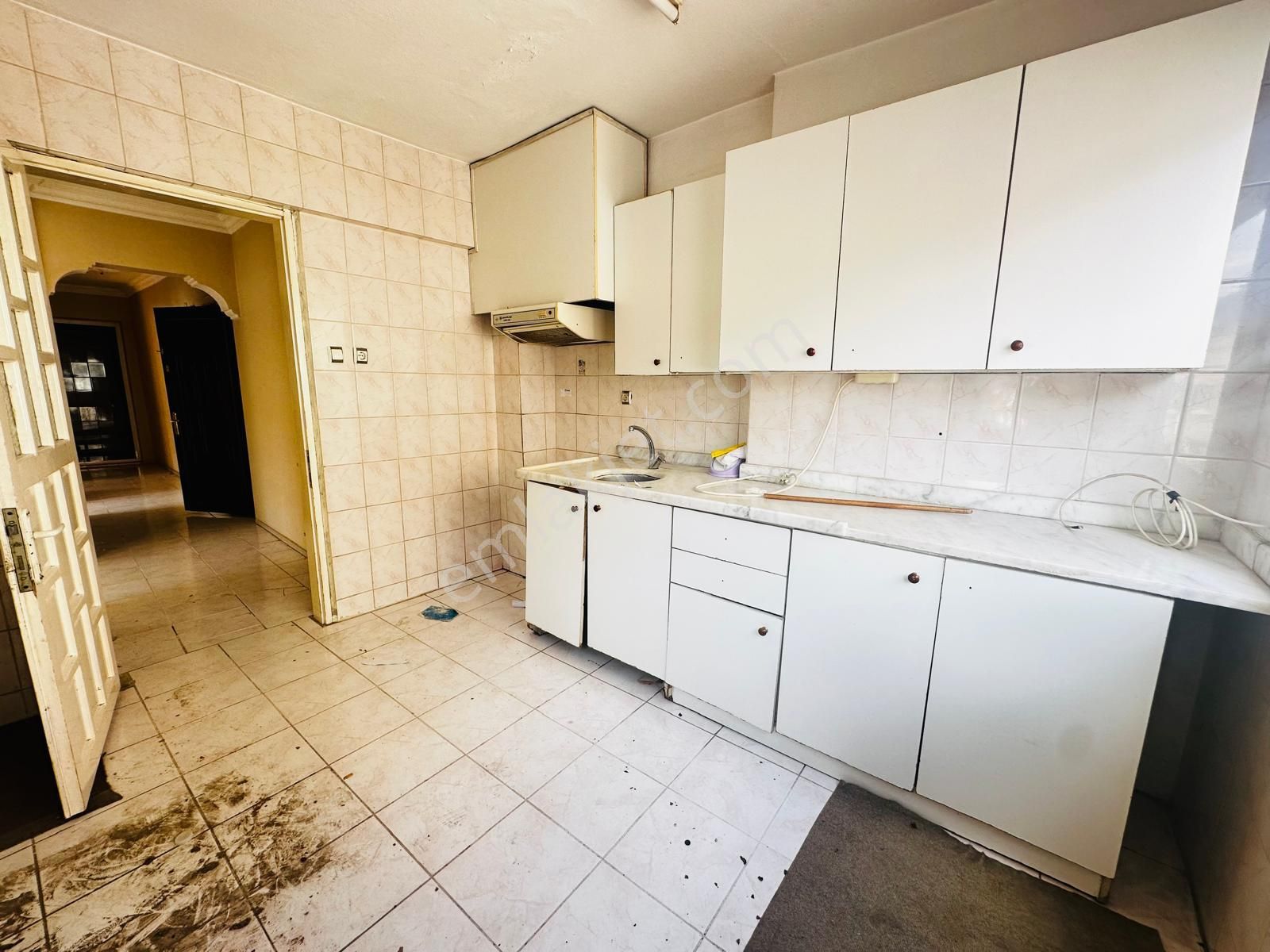 🏡 Göl-san Gayrimenkul’den 🏡 Kurtuluş Mahallesinde Geniiiiş 2+1 !!!