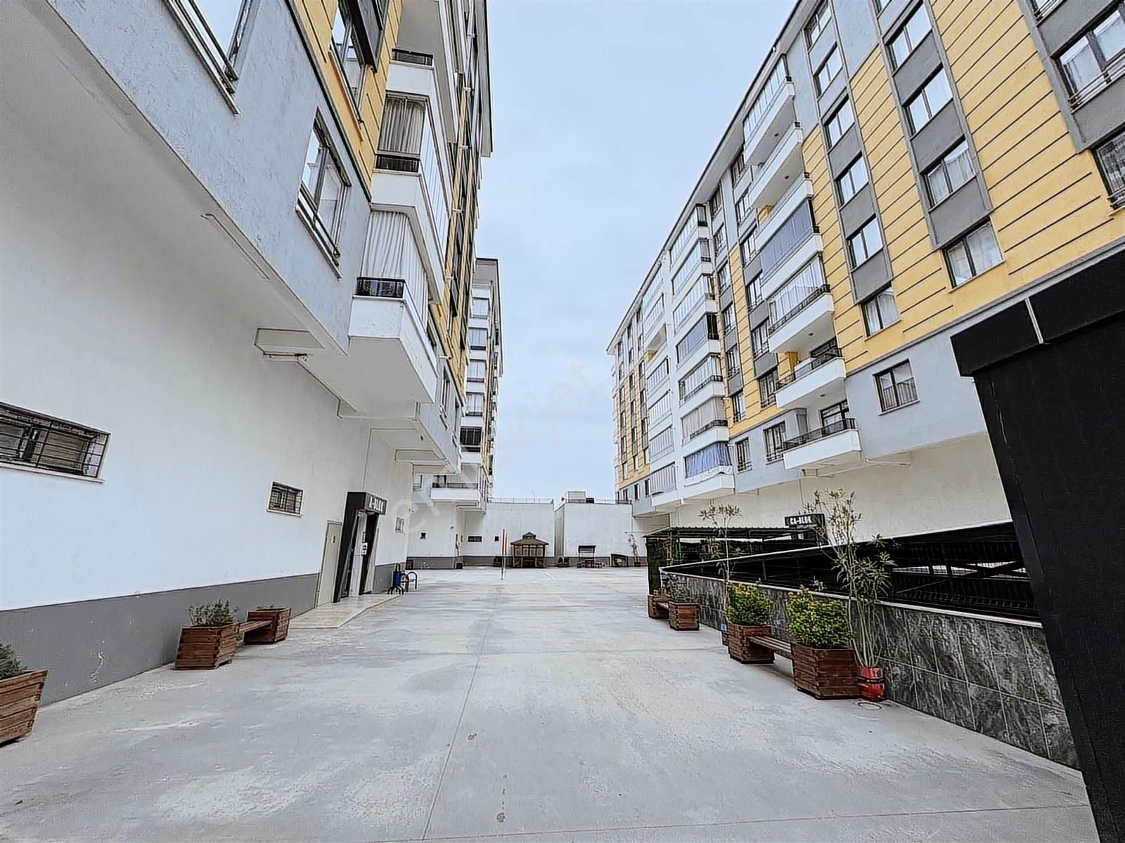 Fetih Cad. Yakını Beytepe Konutları'nda Satılık 2+1 Geniş Daire - Görsel 22