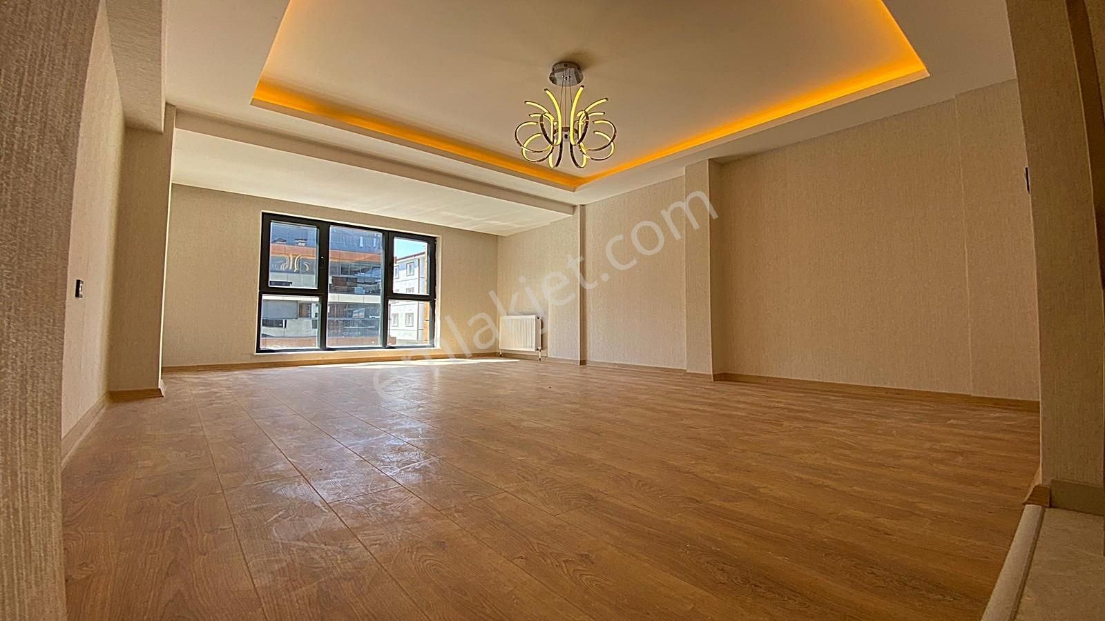 Yenikent Emlak'tan Bölgenin En Özel 3+1 Satılık Dairesi Sizlerl - Görsel 20