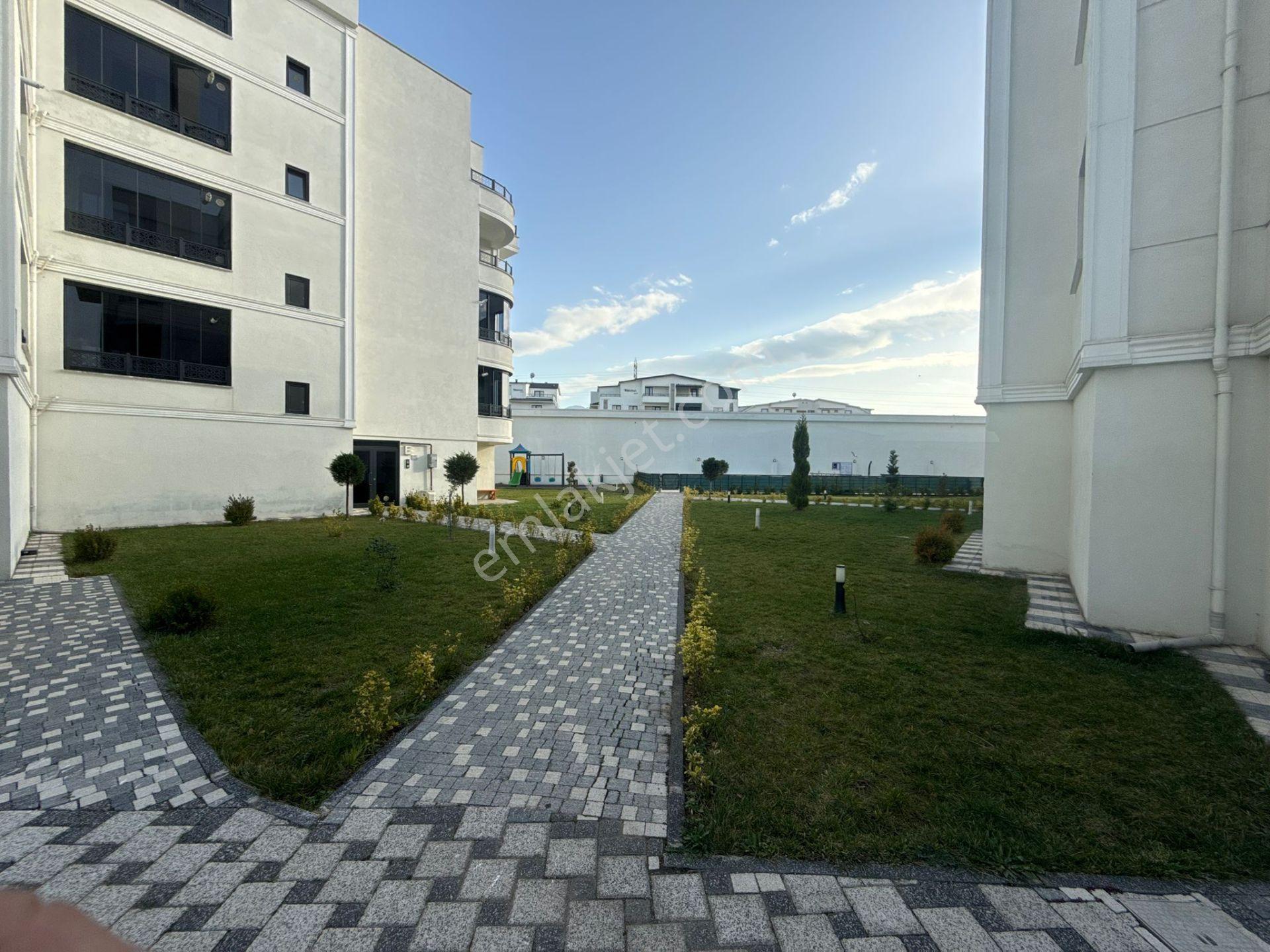 Remax Palas'tan My World Kartepe Sitesi 2+1 Satılık Daire - Görsel 15