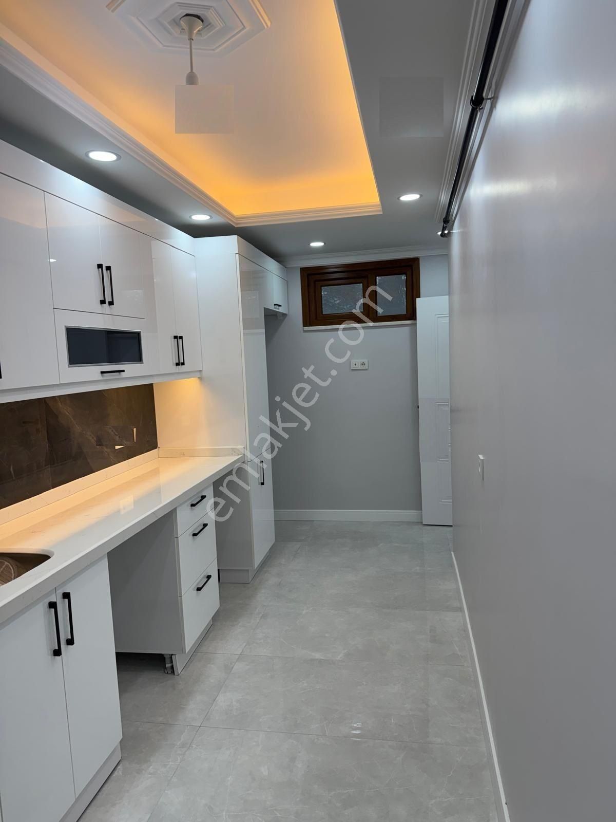 Avrupa Emlak Tan Esenler Atışalanı Fevzi Çakmak Mh 100m² 3+1 Bahçe Kat,çift Banyolu,sıfır,tek Daire - Görsel 2