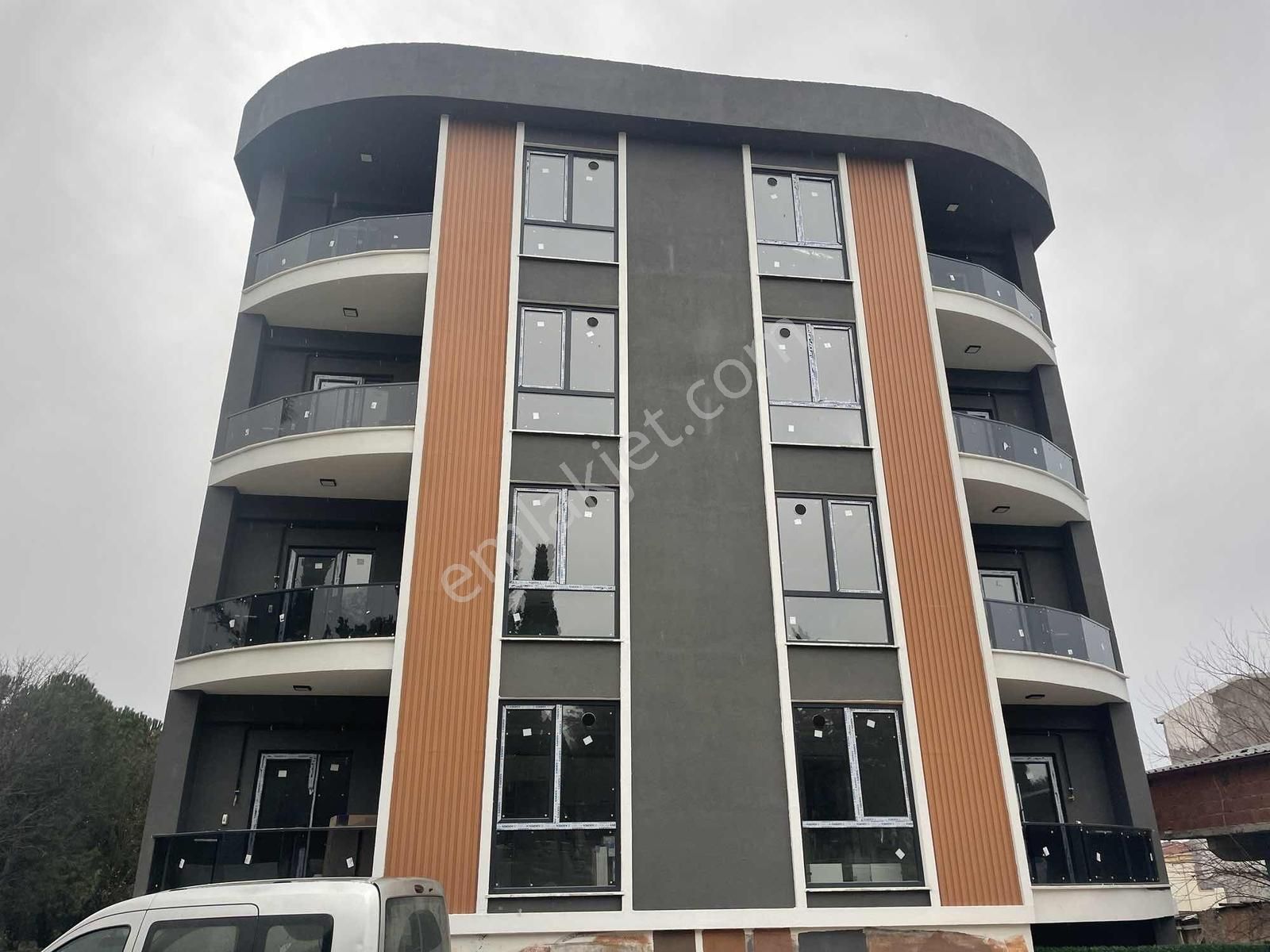 Biens'ten Yolçatı'da 1+1 Sıfır Satılık Manzaralı Daire