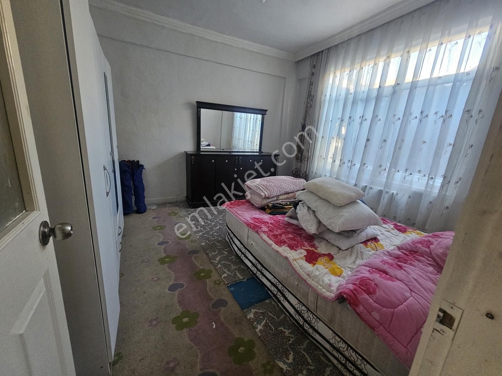 Cuma Pazarı Ve Çarşıya Çok Yakın Arakat Satılık 2+1 Daire - Görsel 2