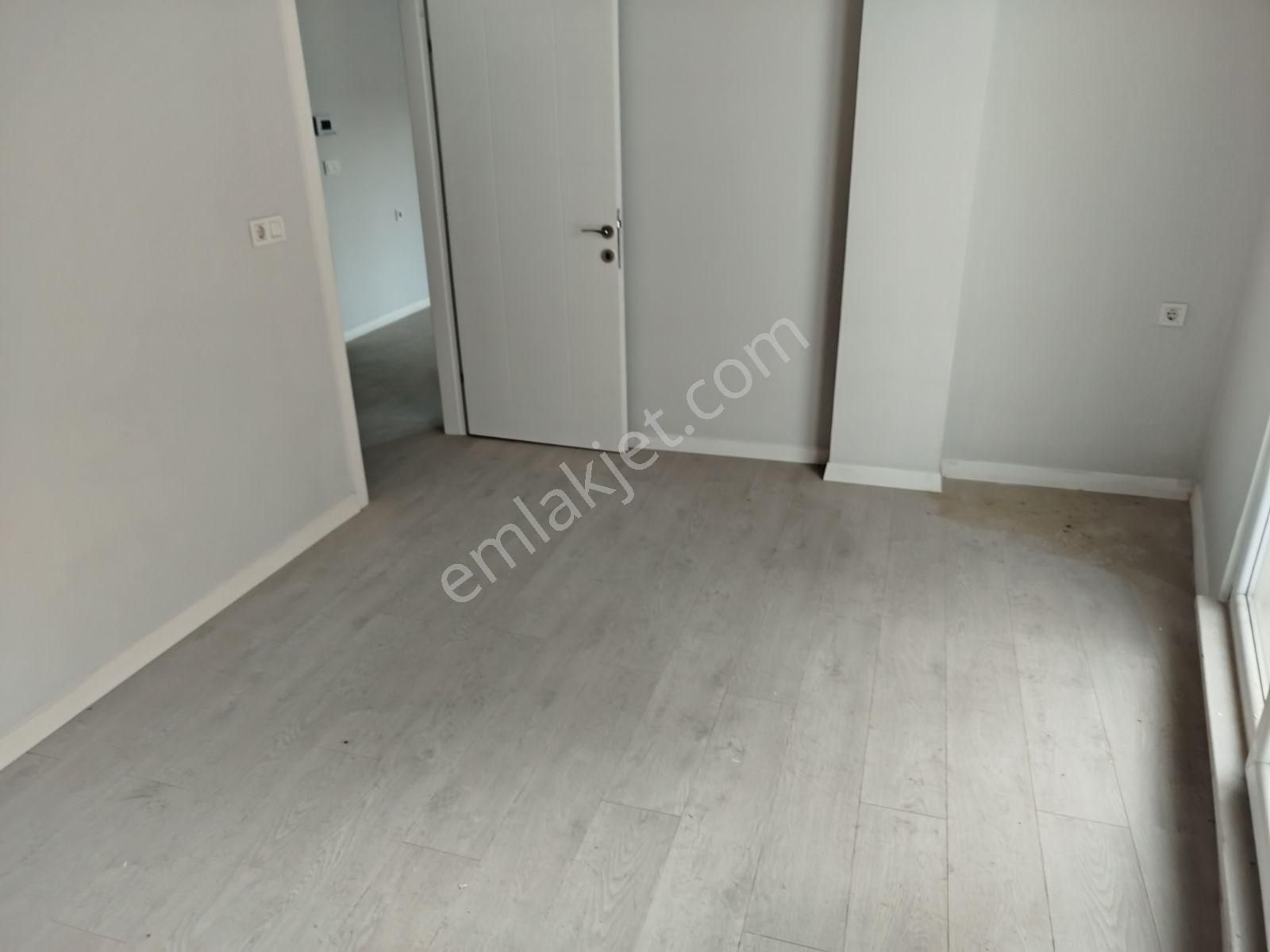 Çarşı Merkezde Sıfır 1+1 Daire - Görsel 3