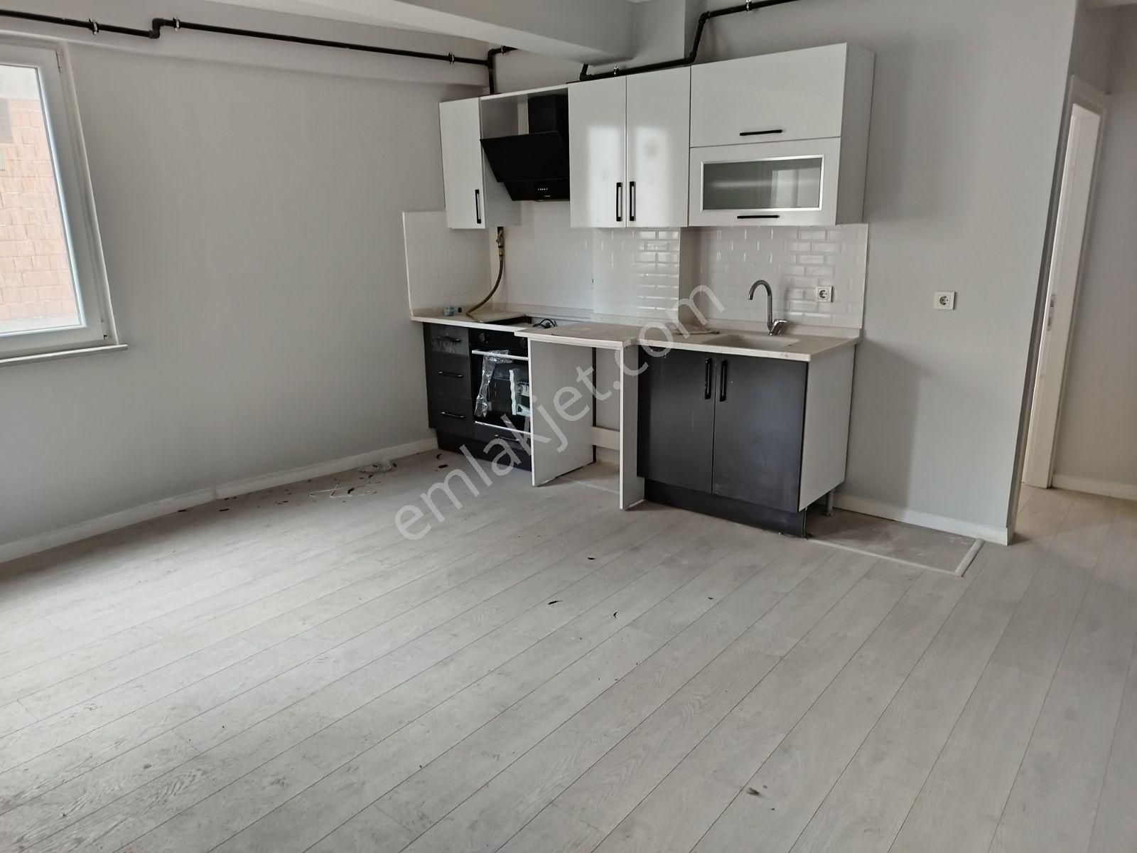 Çarşı Merkezde Sıfır 1+1 Daire - Görsel 2