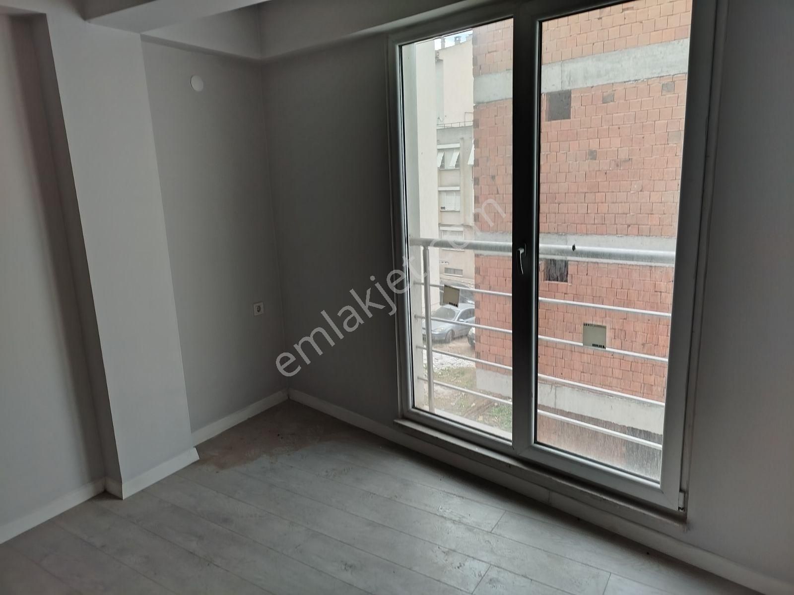 Çarşı Merkezde Sıfır 1+1 Daire - Görsel 7