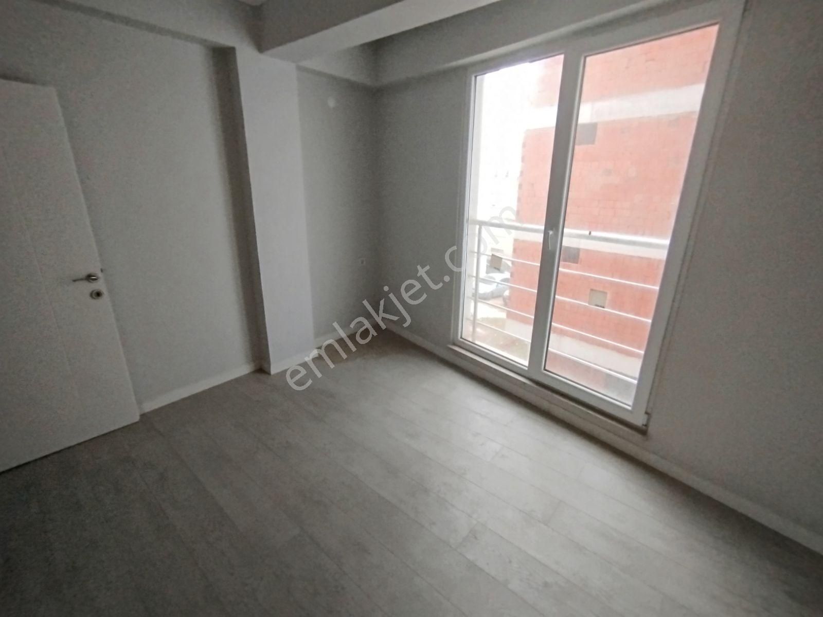 Çarşı Merkezde Sıfır 1+1 Daire - Görsel 16