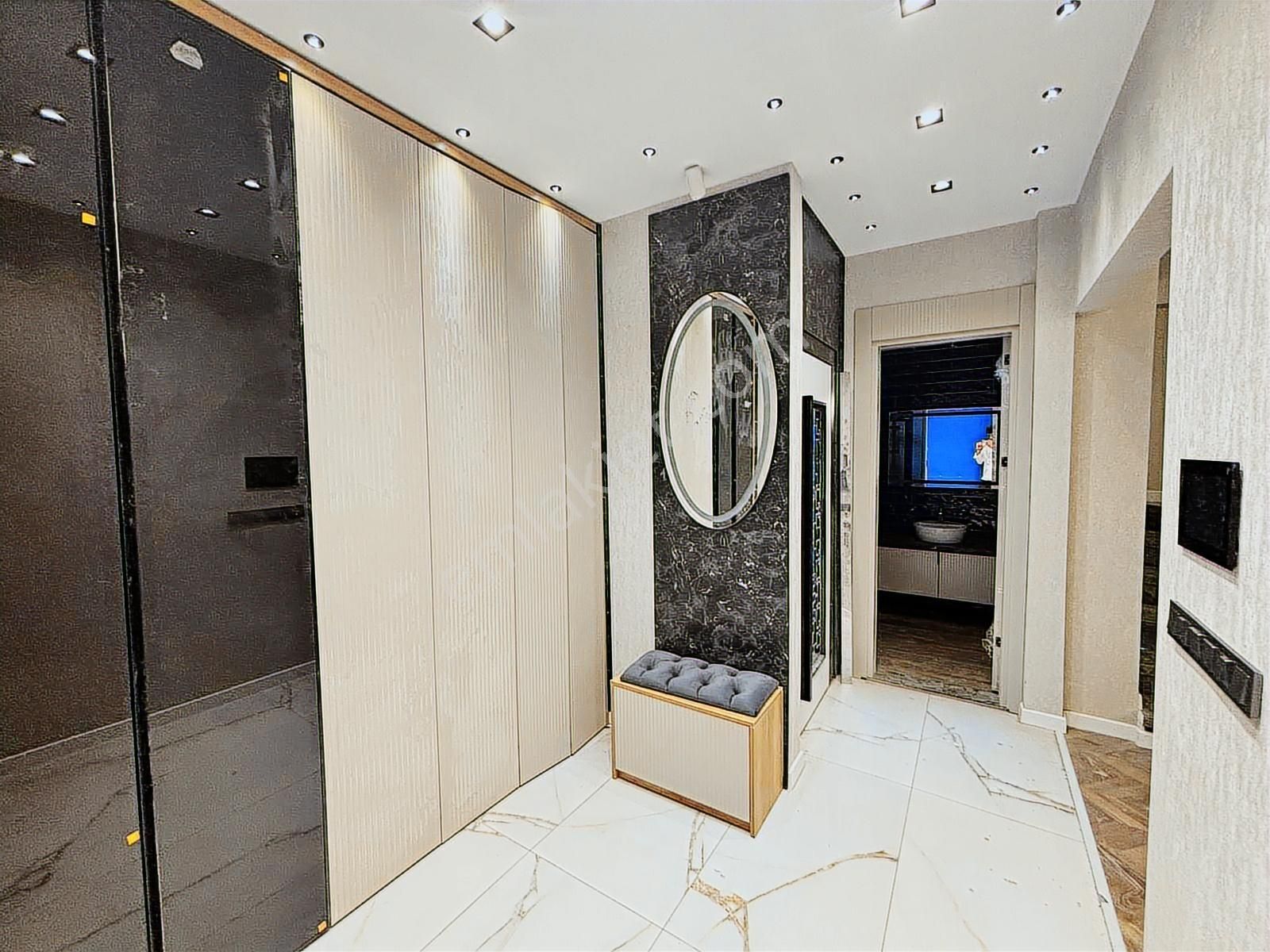 Kerim'den Güre'de Denize 300mt Lüks 5+1 Havuzlu Satılık Villa - Görsel 15