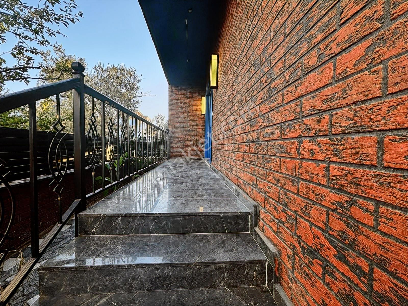 Kerim'den Güre'de Denize 300mt Lüks 5+1 Havuzlu Satılık Villa - Görsel 6