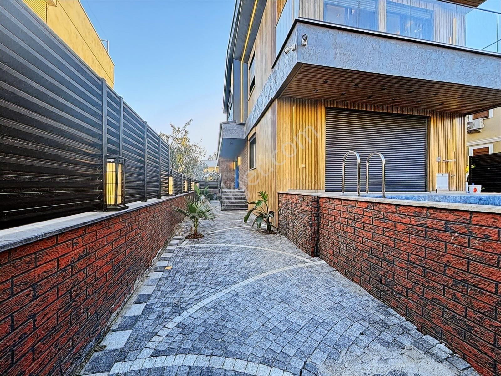 Kerim'den Güre'de Denize 300mt Lüks 5+1 Havuzlu Satılık Villa - Görsel 4