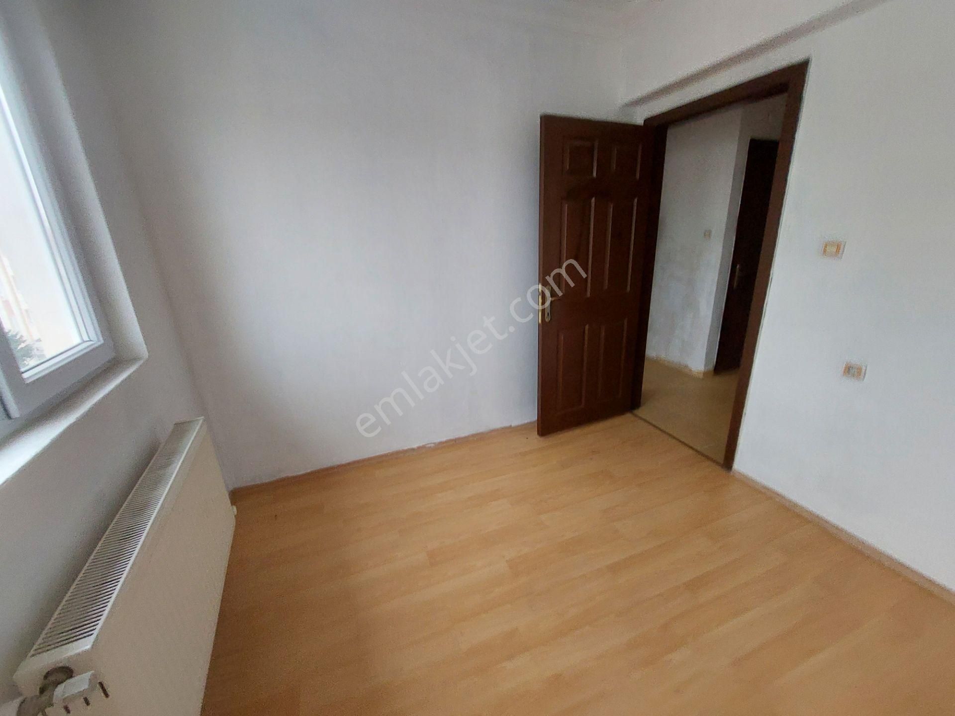Sincana Kşemsettin Mah Köşe Başı Salon Bağımsız Satılık 3+1daire - Görsel 4