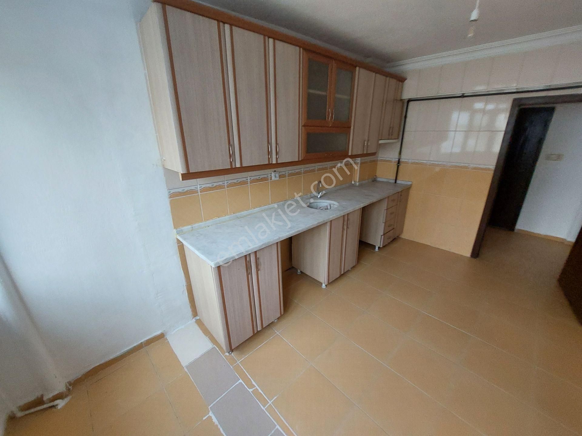 Sincana Kşemsettin Mah Köşe Başı Salon Bağımsız Satılık 3+1daire - Görsel 17