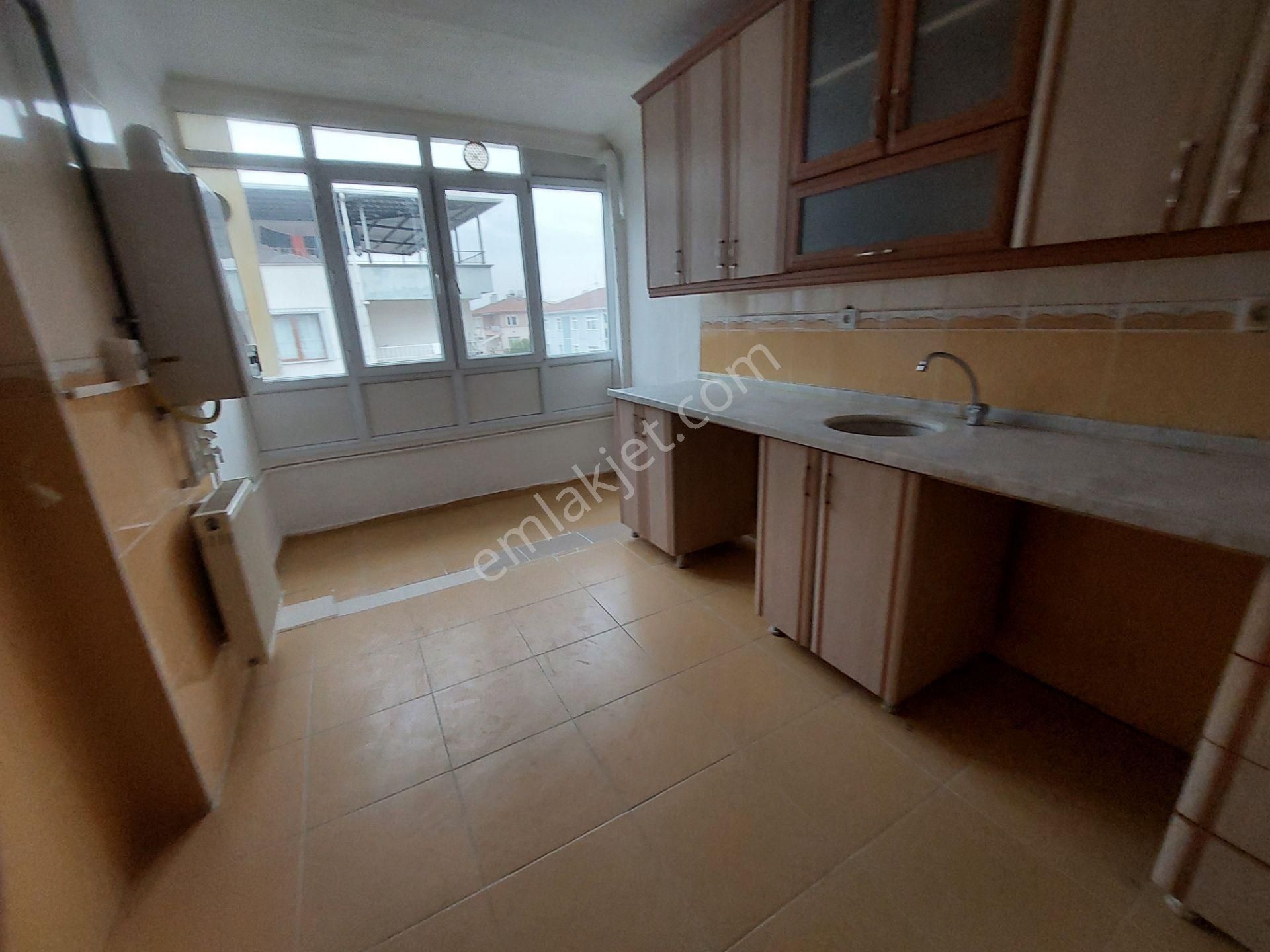 Sincana Kşemsettin Mah Köşe Başı Salon Bağımsız Satılık 3+1daire - Görsel 19