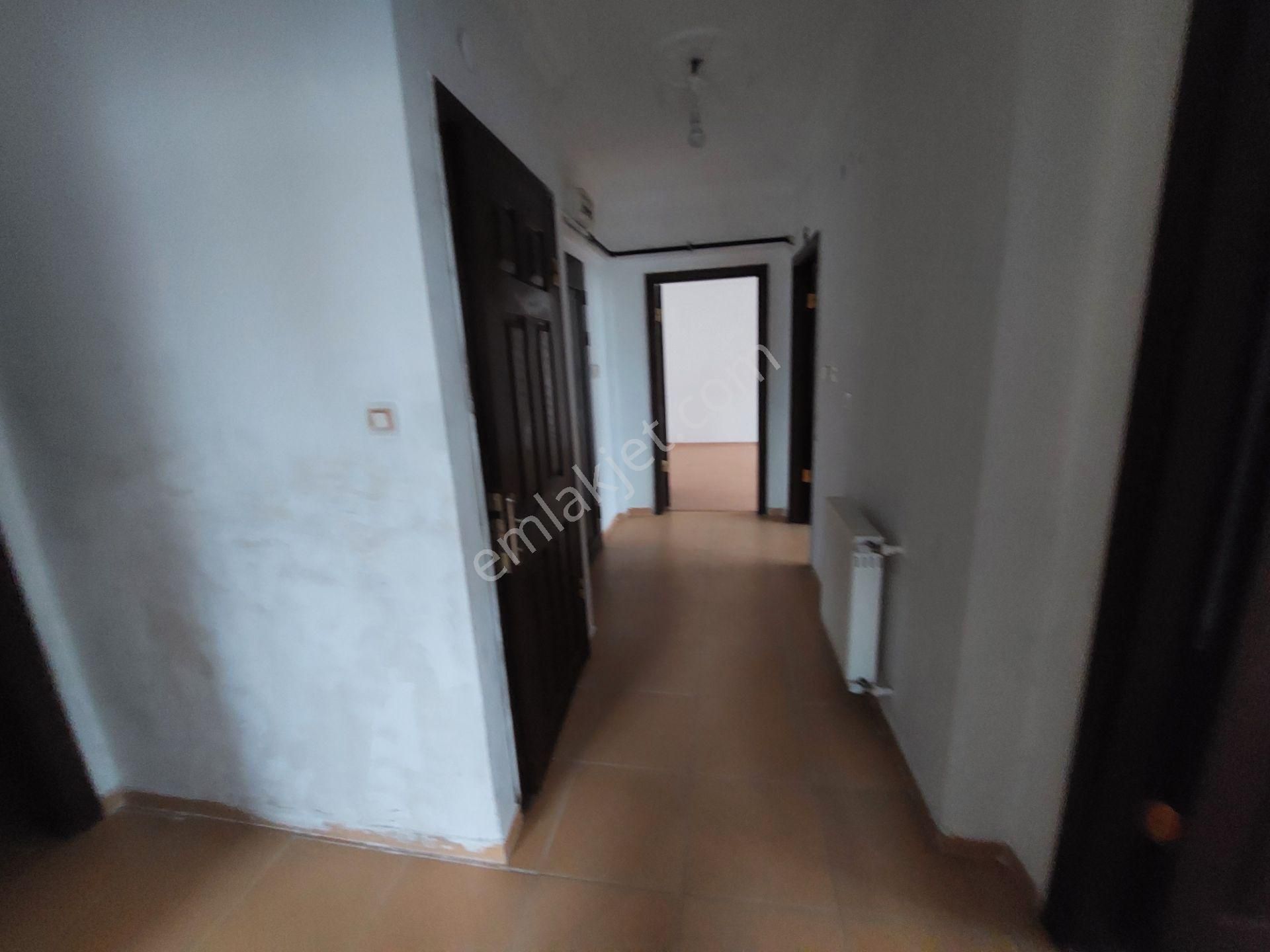Sincana Kşemsettin Mah Köşe Başı Salon Bağımsız Satılık 3+1daire - Görsel 29