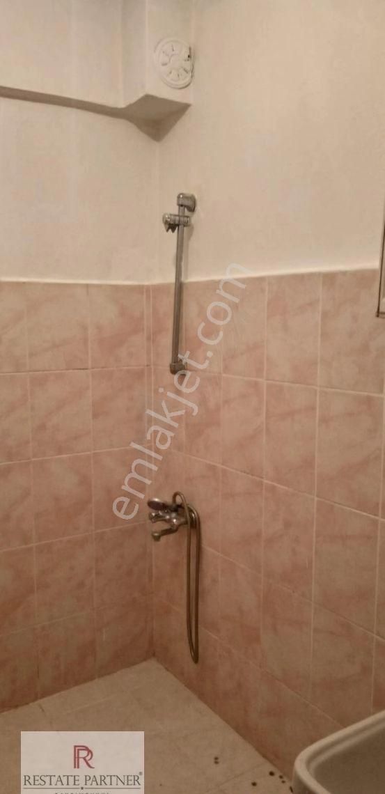 Ümraniye Esenşehir'de M5 Ve M8 Metroya 7-8 Dk Kiralık 2+1 - Görsel 4
