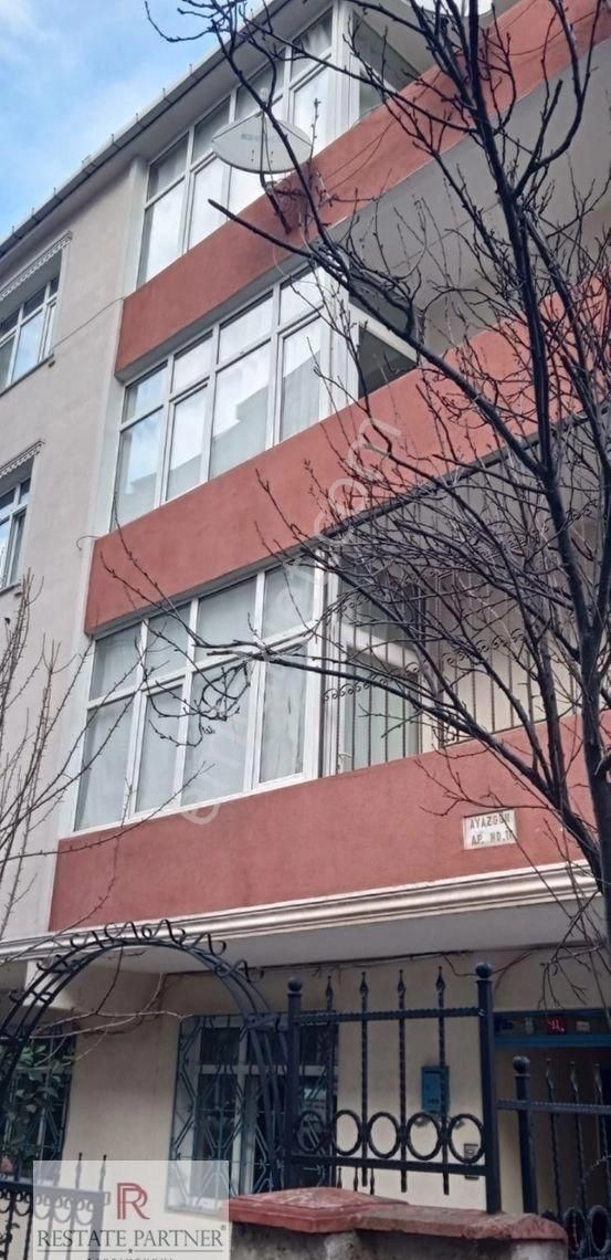 Ümraniye Esenşehir'de M5 Ve M8 Metroya 7-8 Dk Kiralık 2+1