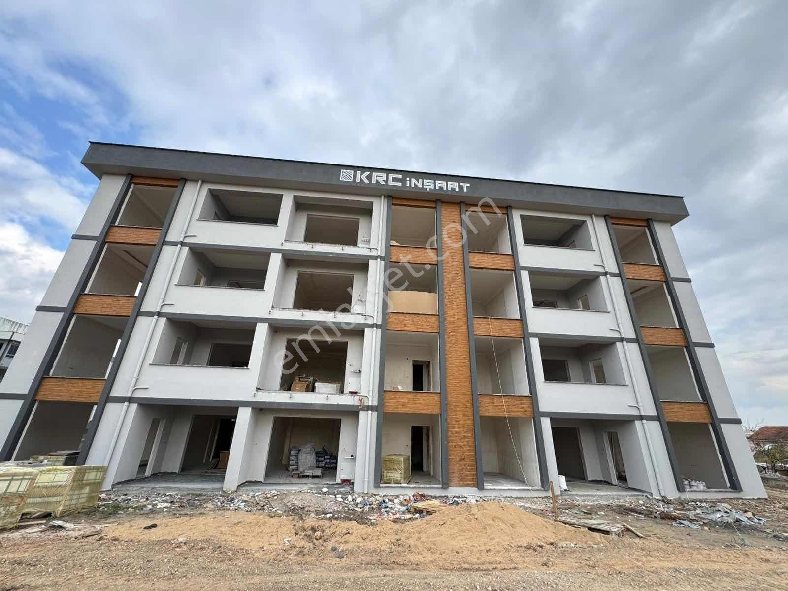 Best Ever'dan Yol Çatıda 2+1 Satılık Bahçe Katı Daire - Görsel 11