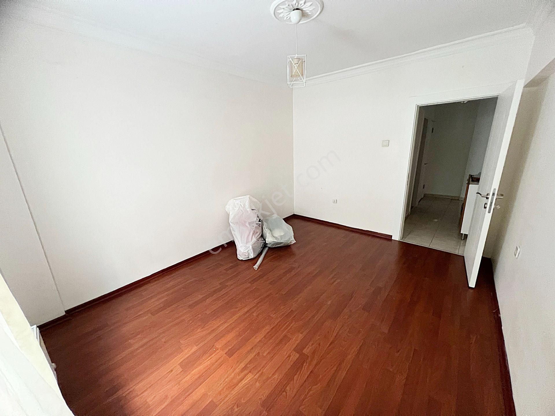 Ergenekon Mah Perşembe Pazarı Yanı Geniş 3+1 Kiralık Daire - Görsel 19