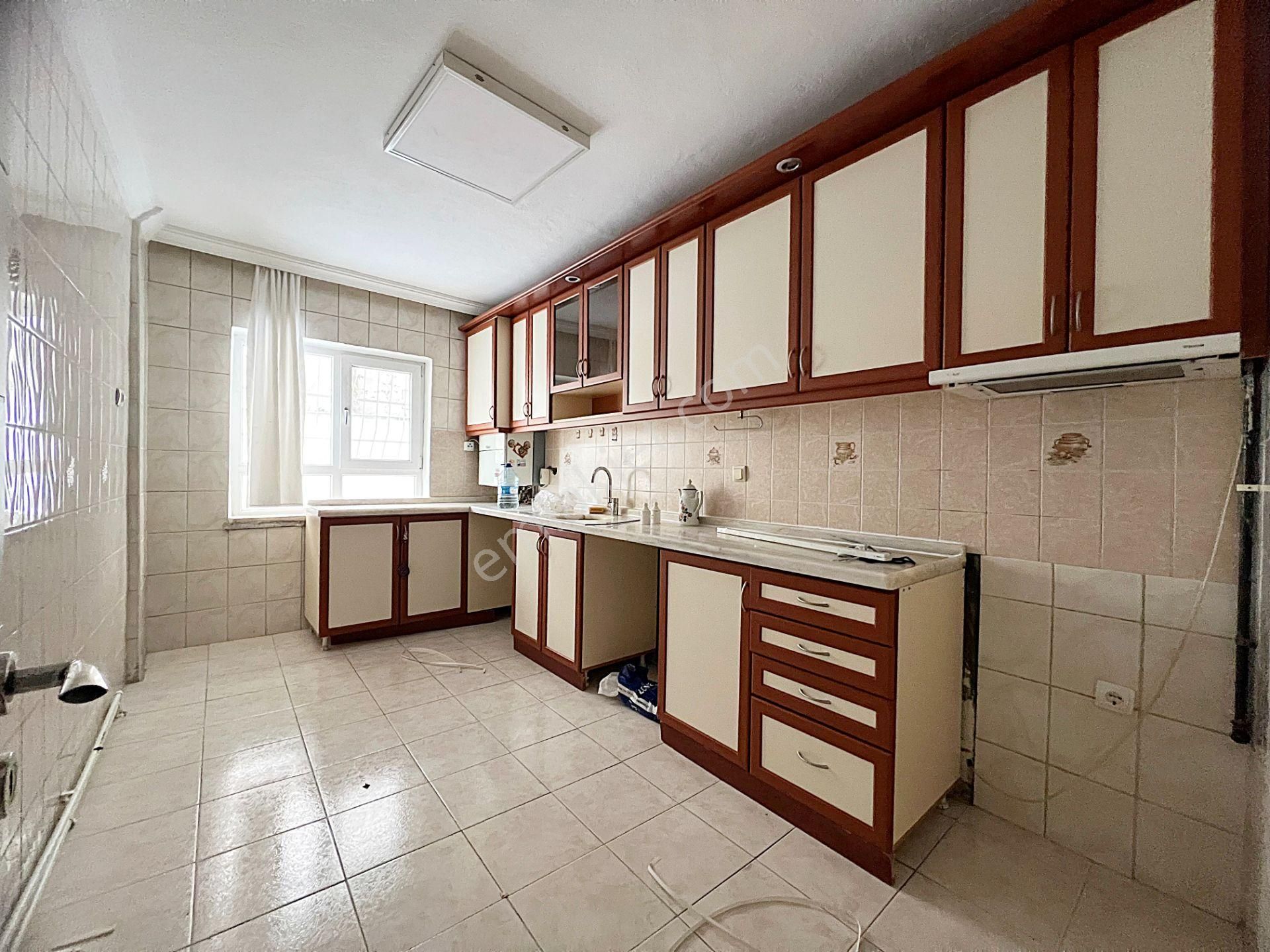 Ergenekon Mah Perşembe Pazarı Yanı Geniş 3+1 Kiralık Daire - Görsel 3