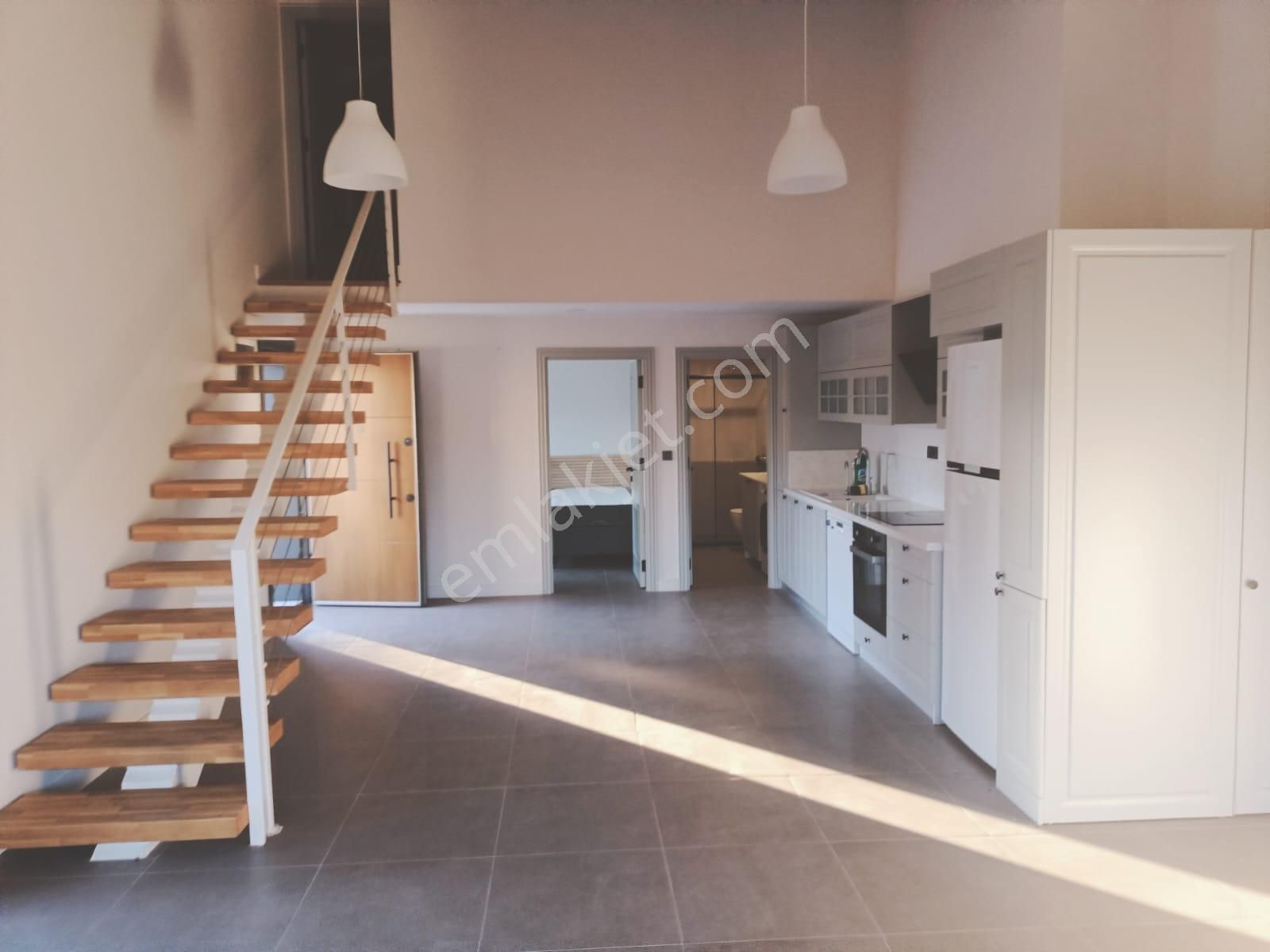 Çeşme Dalyan Marina Yakını Yıllık Kiralık Dubleks - Görsel 8