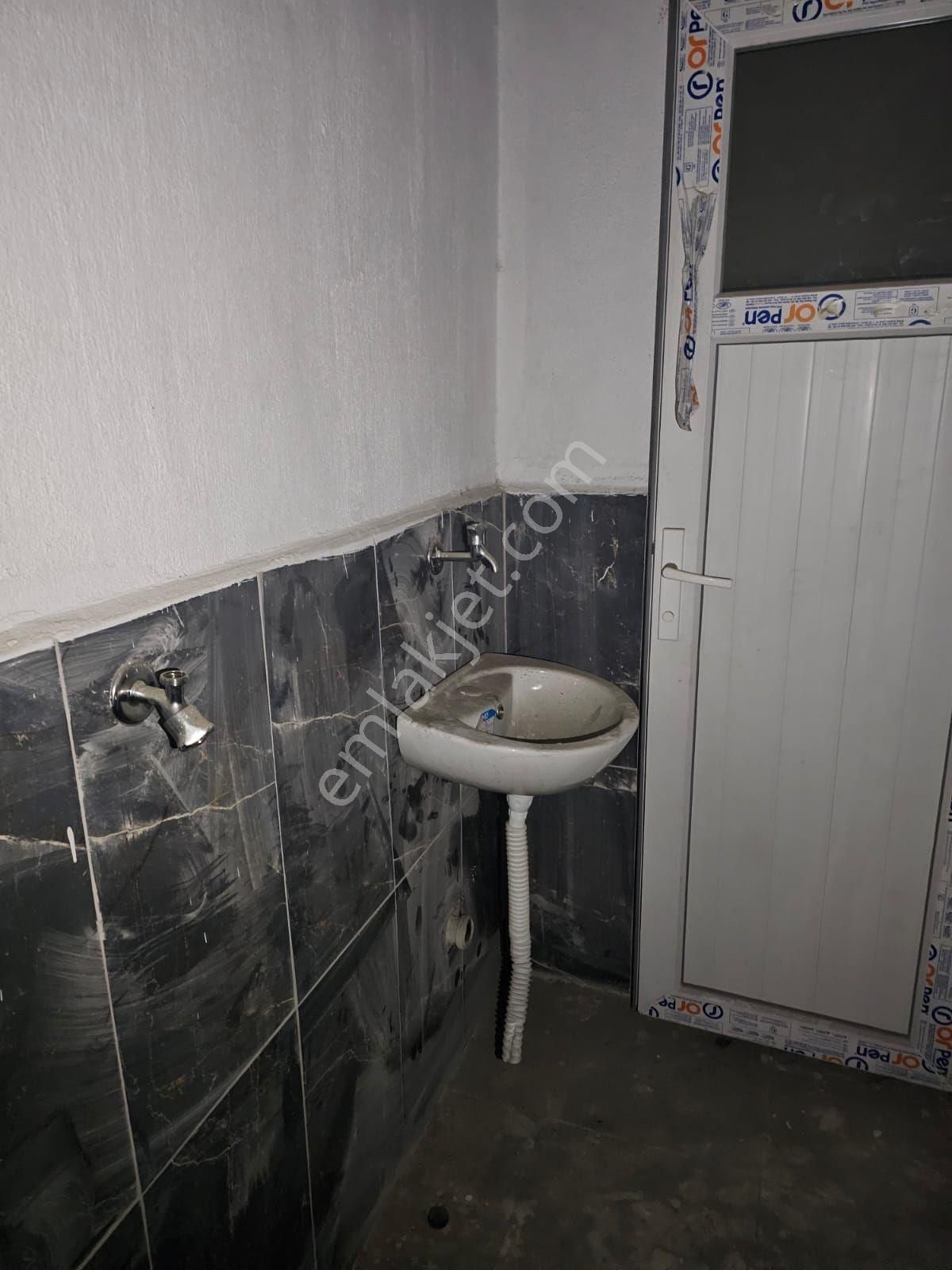 Seydikemer Yeni Sanayi Sitesinde Satılık 90 M² Ruhsatlı İş Yeri - Görsel 2