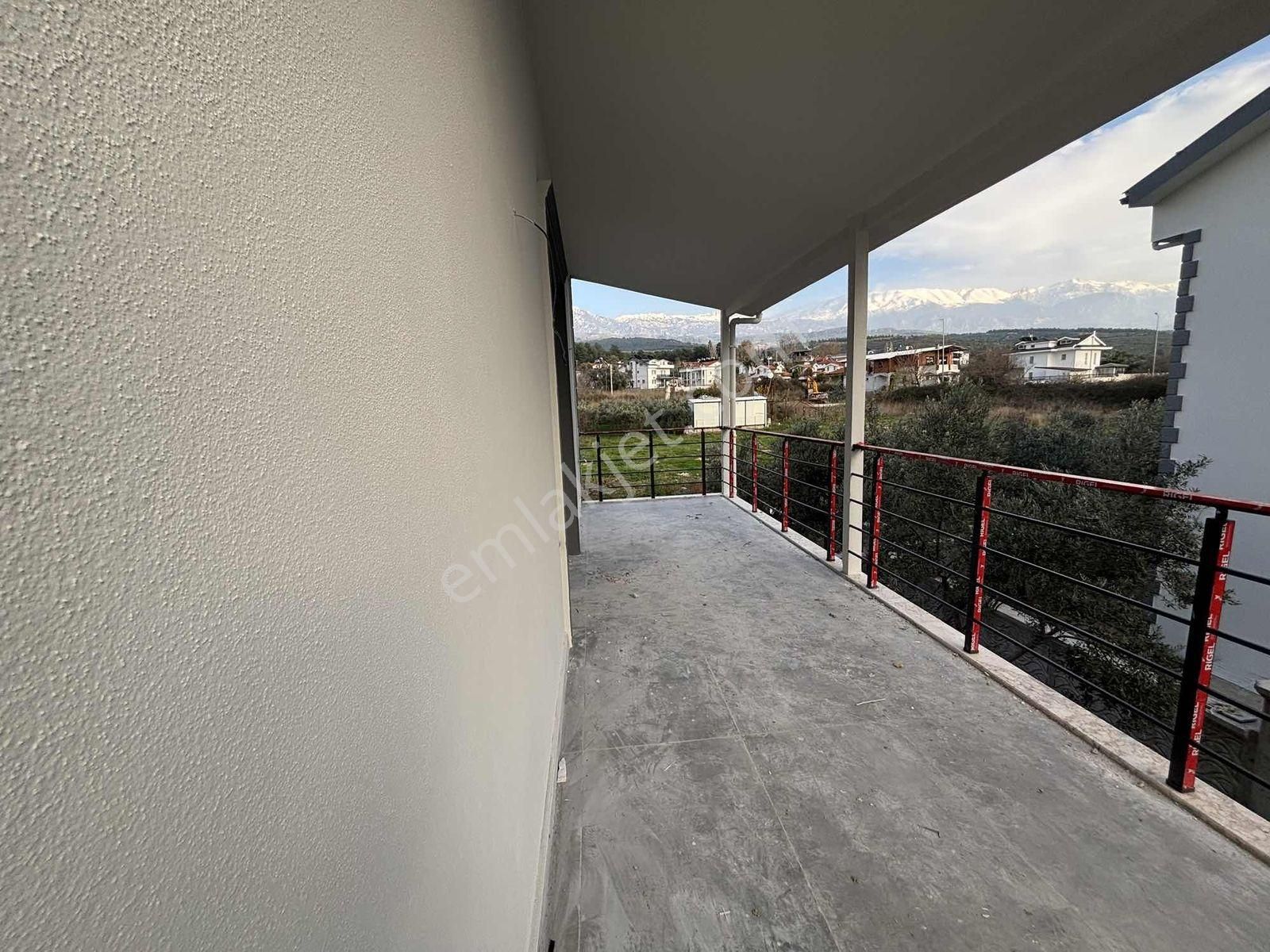 Gerişburnu Mah.satılık 130m² Yerden Isıtmalı 3+1 Dubleks Daire - Görsel 16