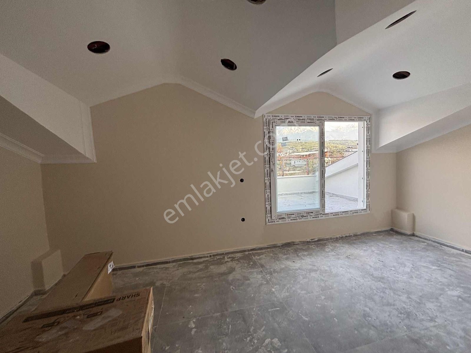 Gerişburnu Mah.satılık 130m² Yerden Isıtmalı 3+1 Dubleks Daire - Görsel 12