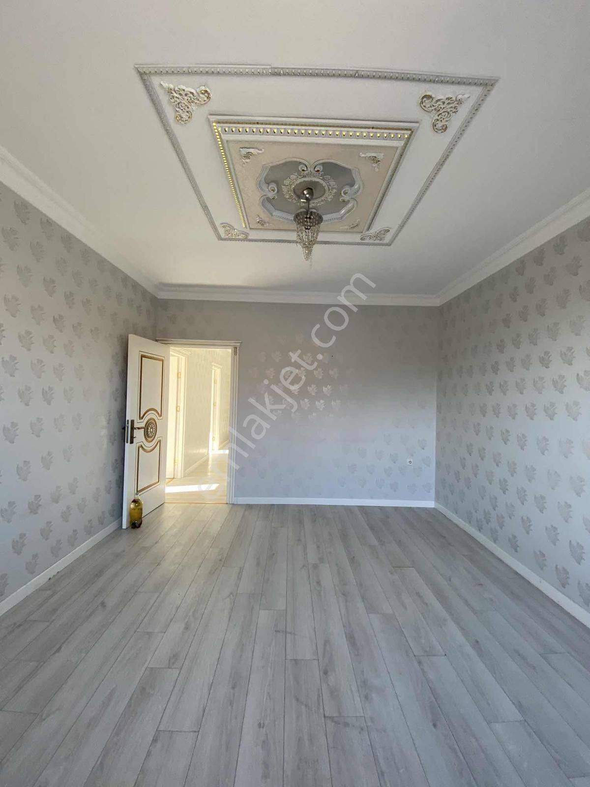 Alipaşa Mahallesin De 3+1 Site İçi Satılık Daire - Görsel 20