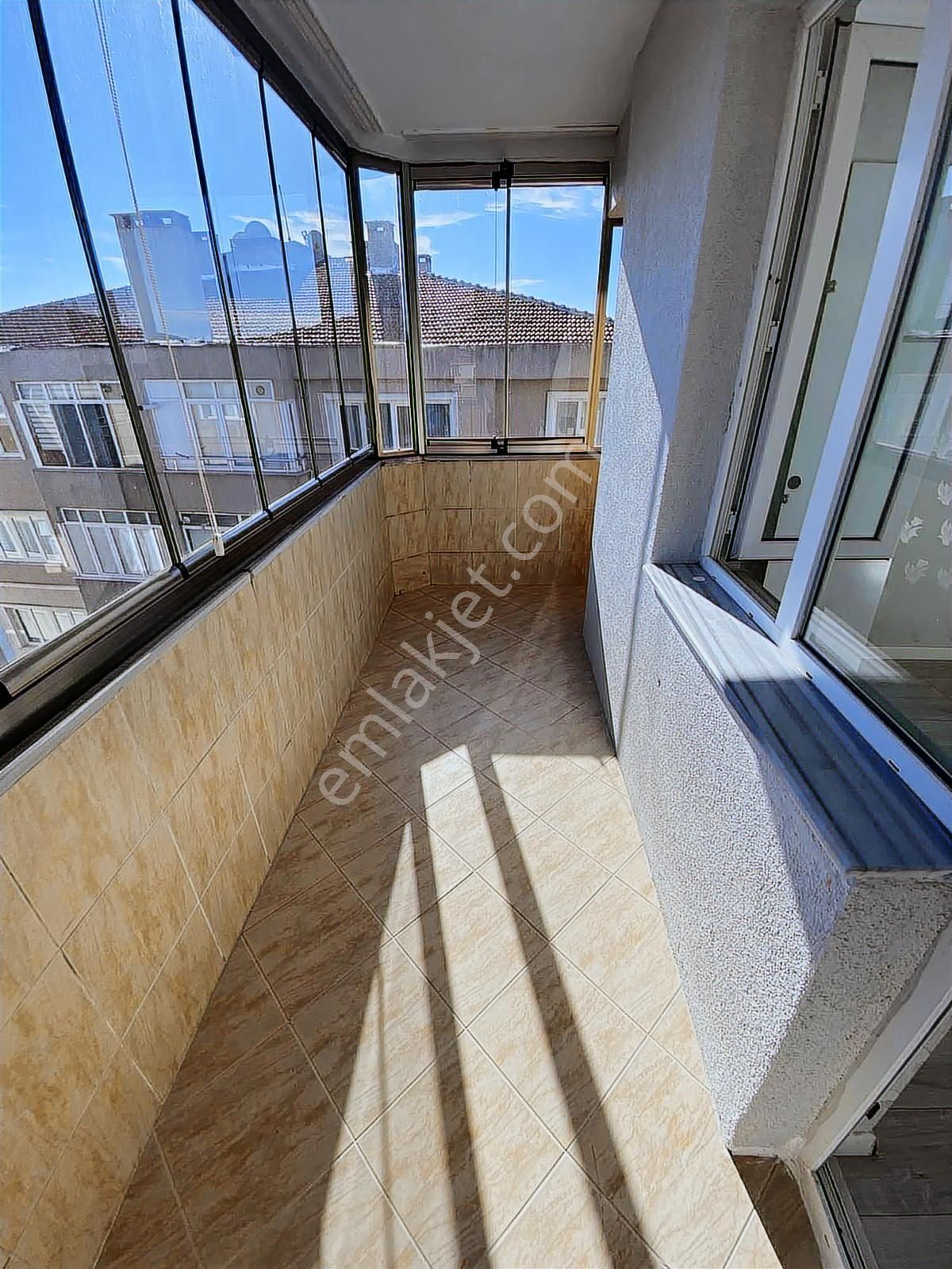 Alipaşa Mahallesin De 3+1 Site İçi Satılık Daire - Görsel 3