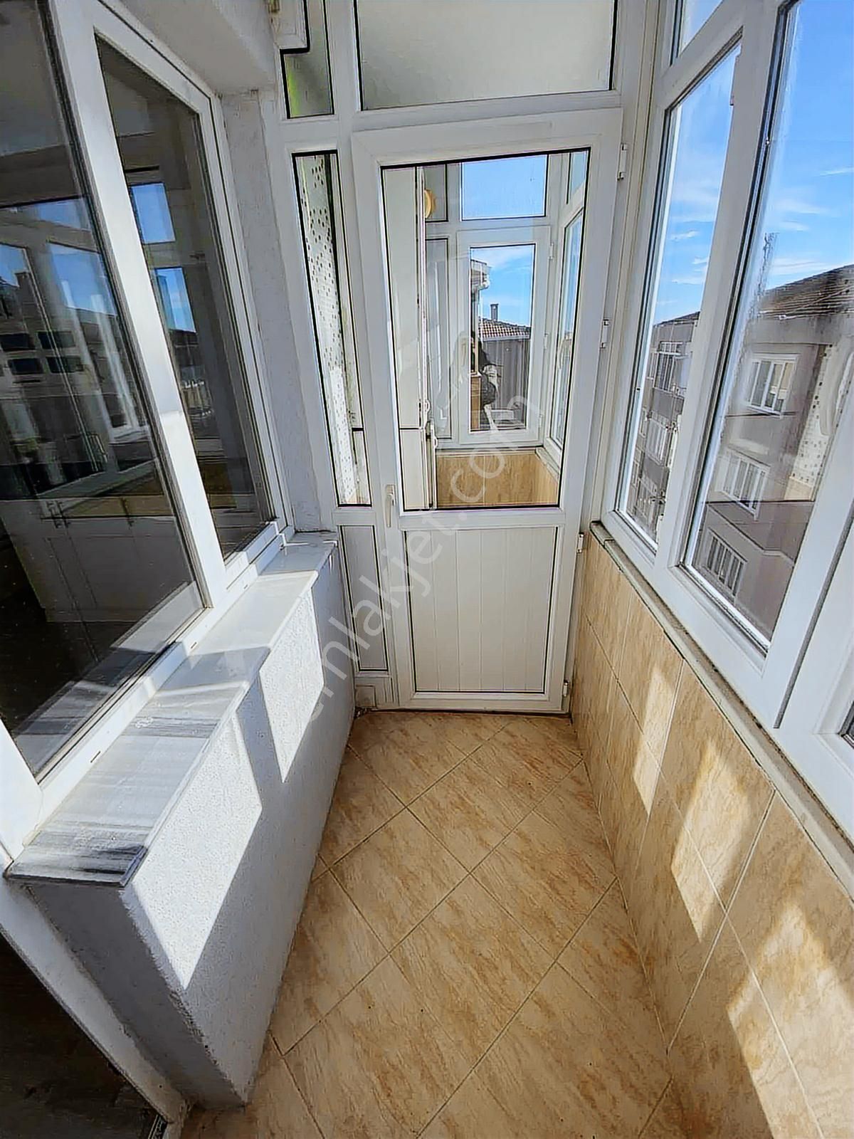 Alipaşa Mahallesin De 3+1 Site İçi Satılık Daire - Görsel 7