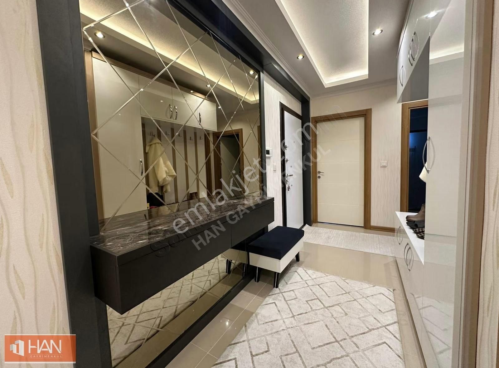 V. Aydoğmuş'da 3+1 Ekstralı Han Gibi Satılık Daire - Görsel 17