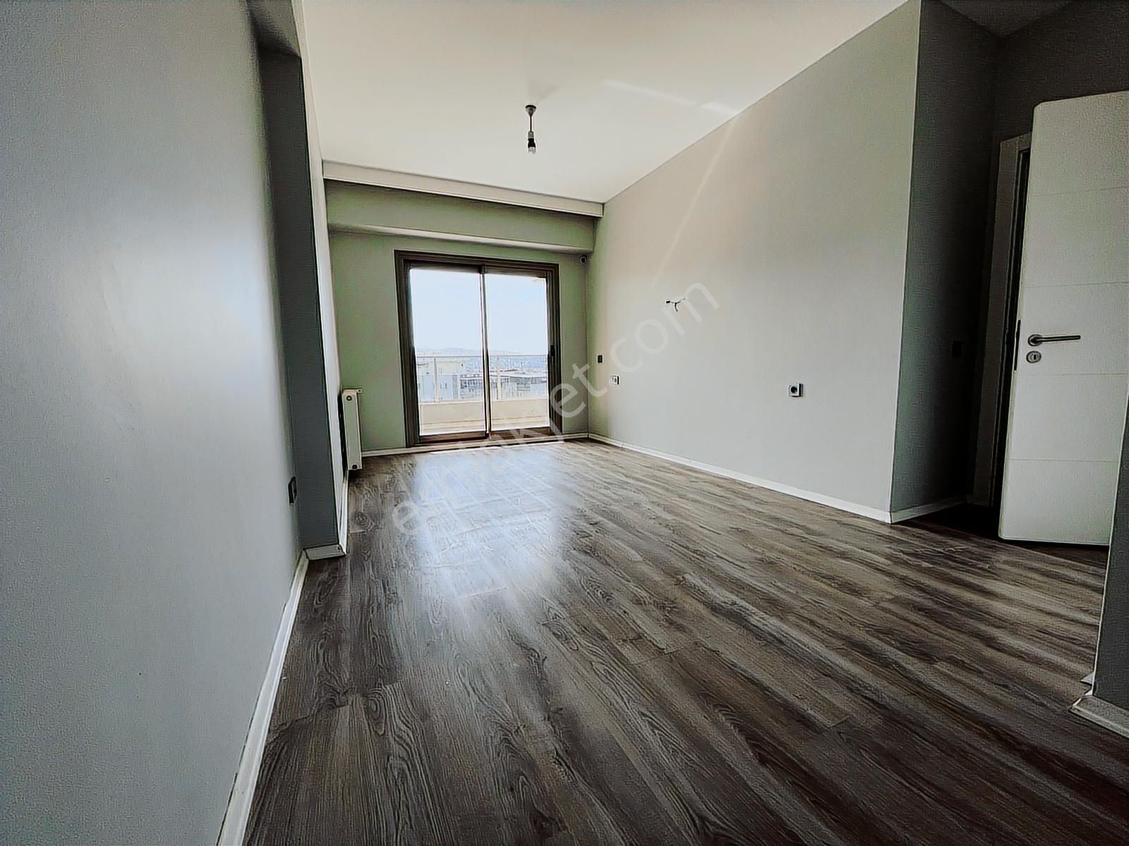 Bornova Goldiva Kuzey'de 5.kat 3+1 Kiralık Daire - Görsel 23