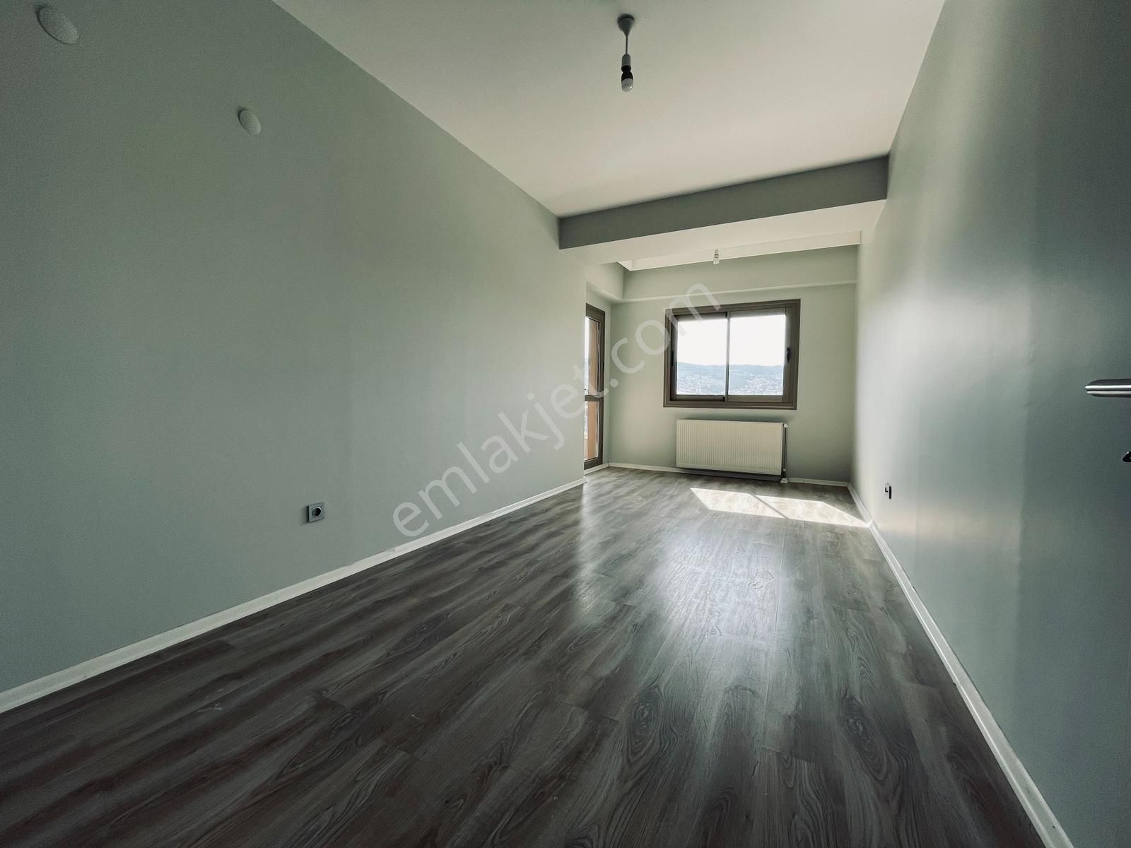 Bornova Goldiva Kuzey'de 5.kat 3+1 Kiralık Daire - Görsel 20
