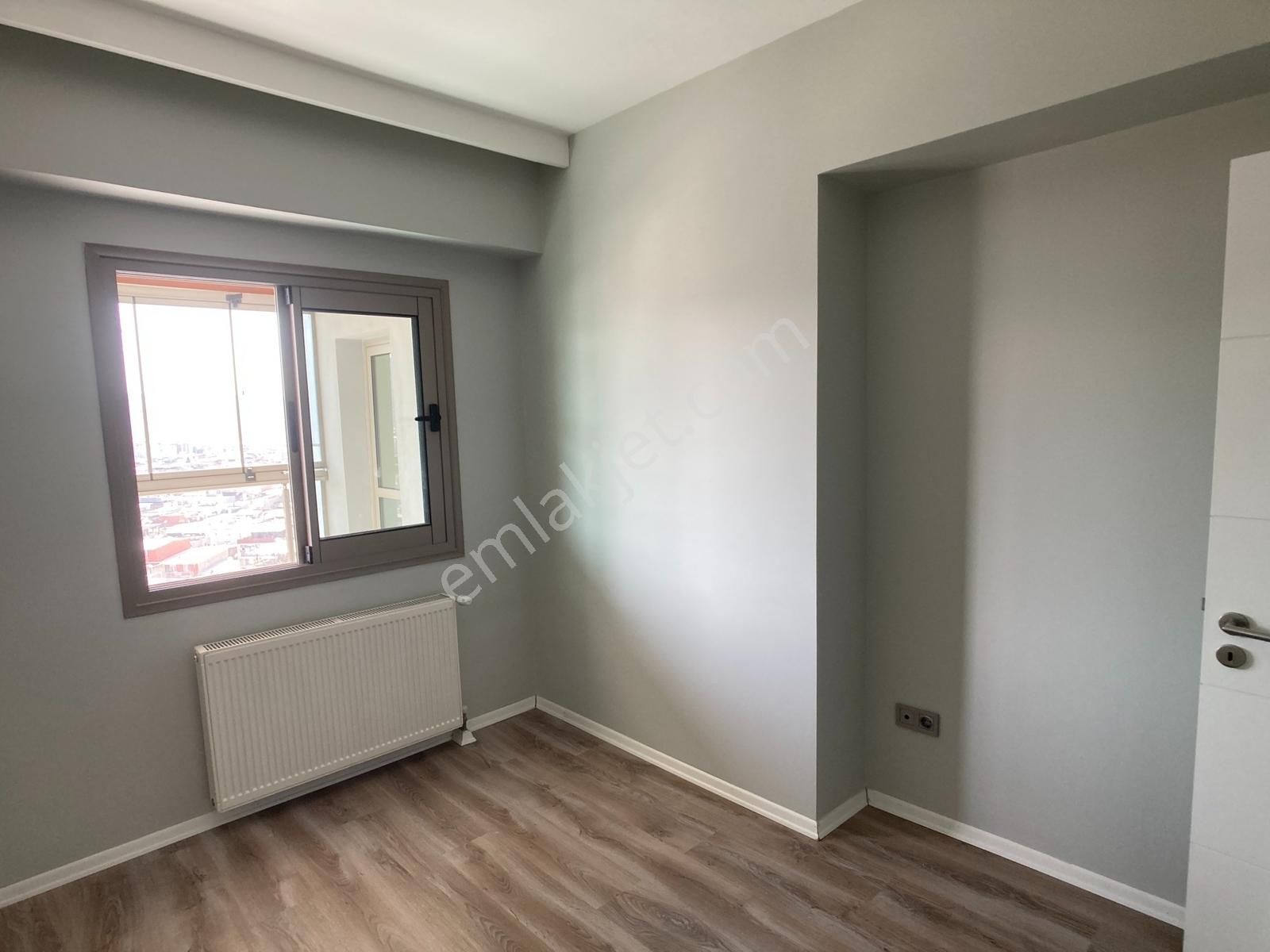 Bornova Goldiva Kuzey'de 5.kat 3+1 Kiralık Daire - Görsel 16